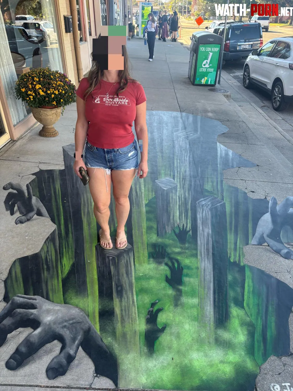 Someone Help Me! by trix81