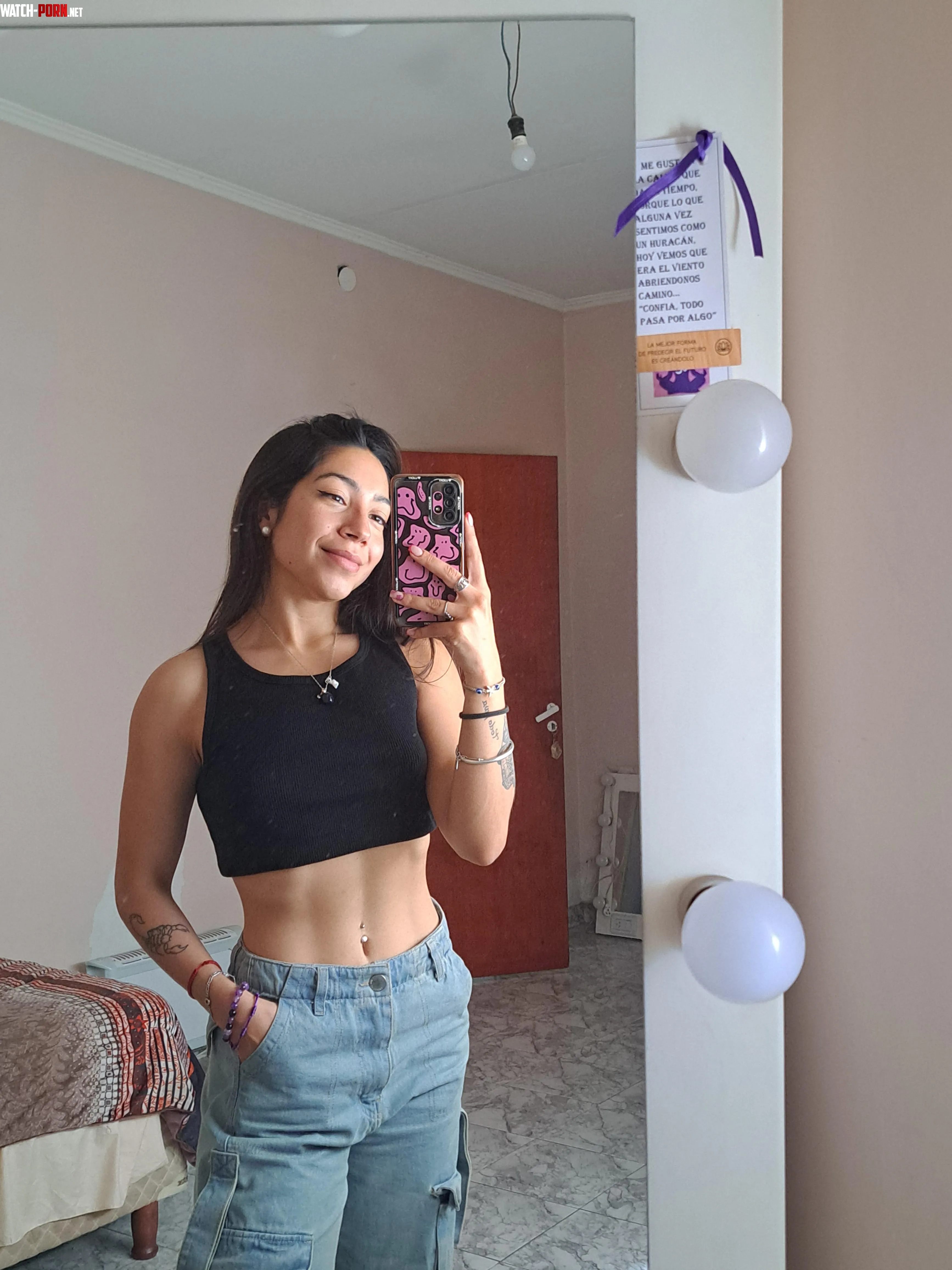 I like this crop top by Littlero0