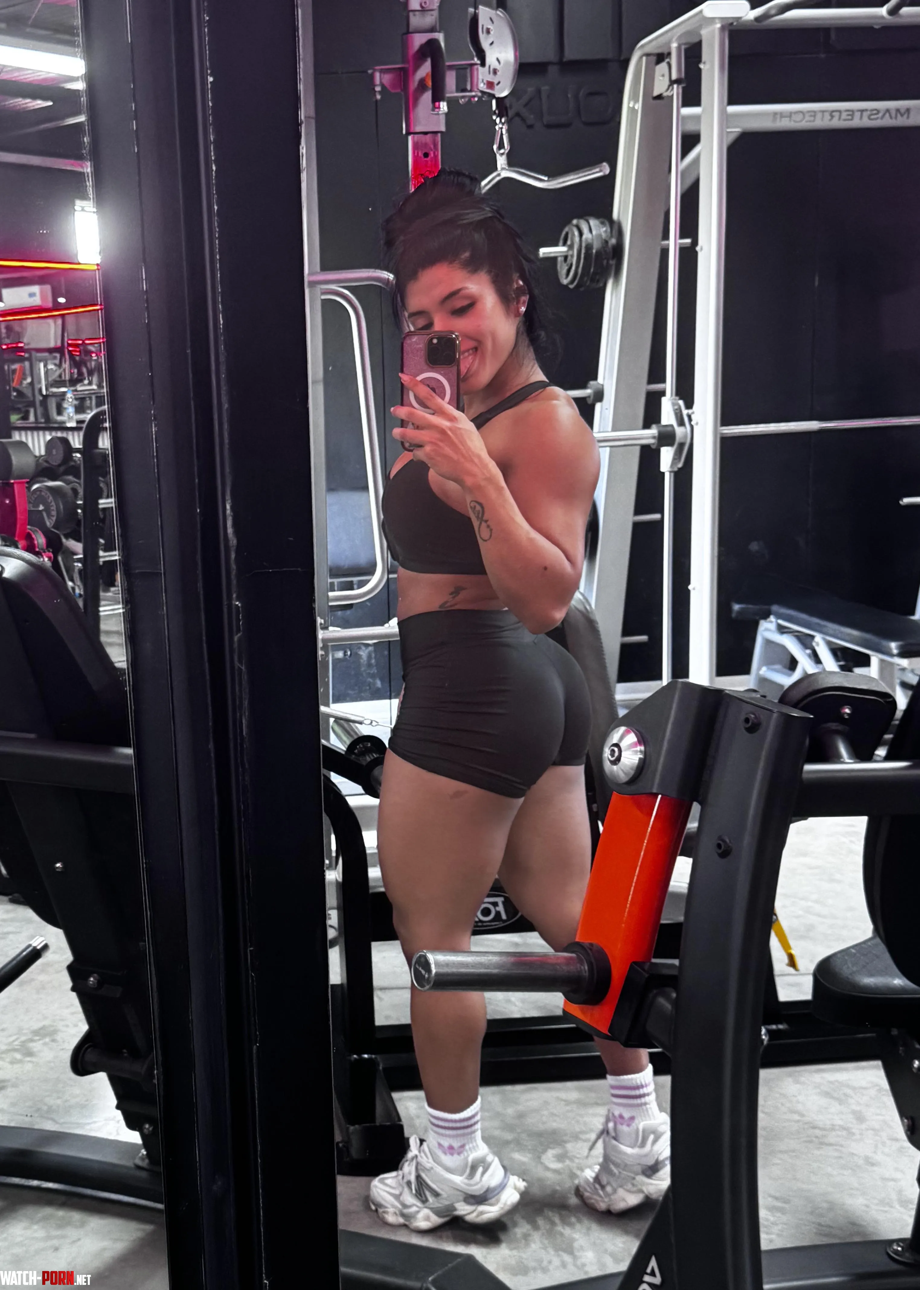 Strong, feminine and in my best version by Mia_Val_Fitness