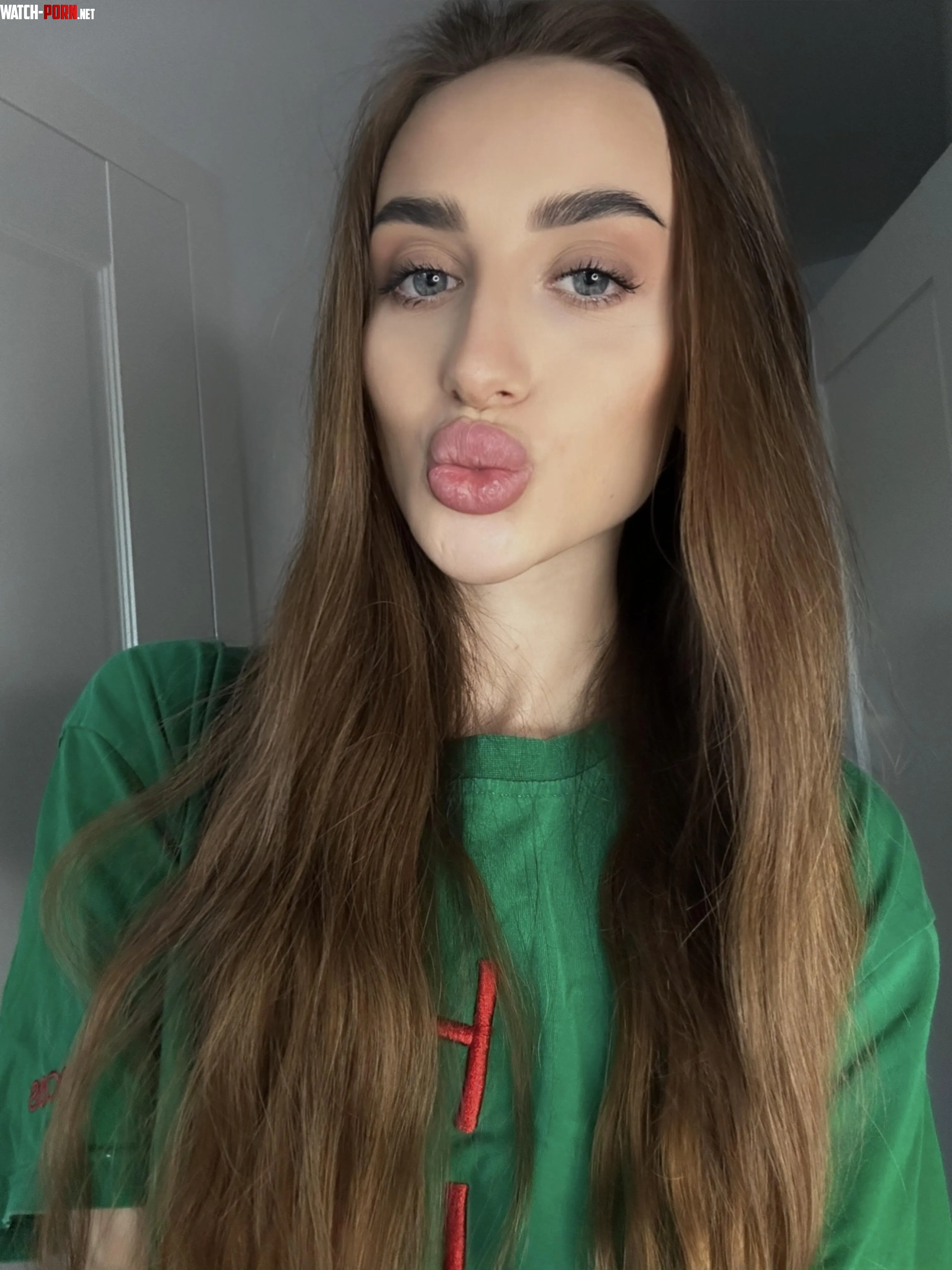 A face with big lips can be very cute by petitezzgirl
