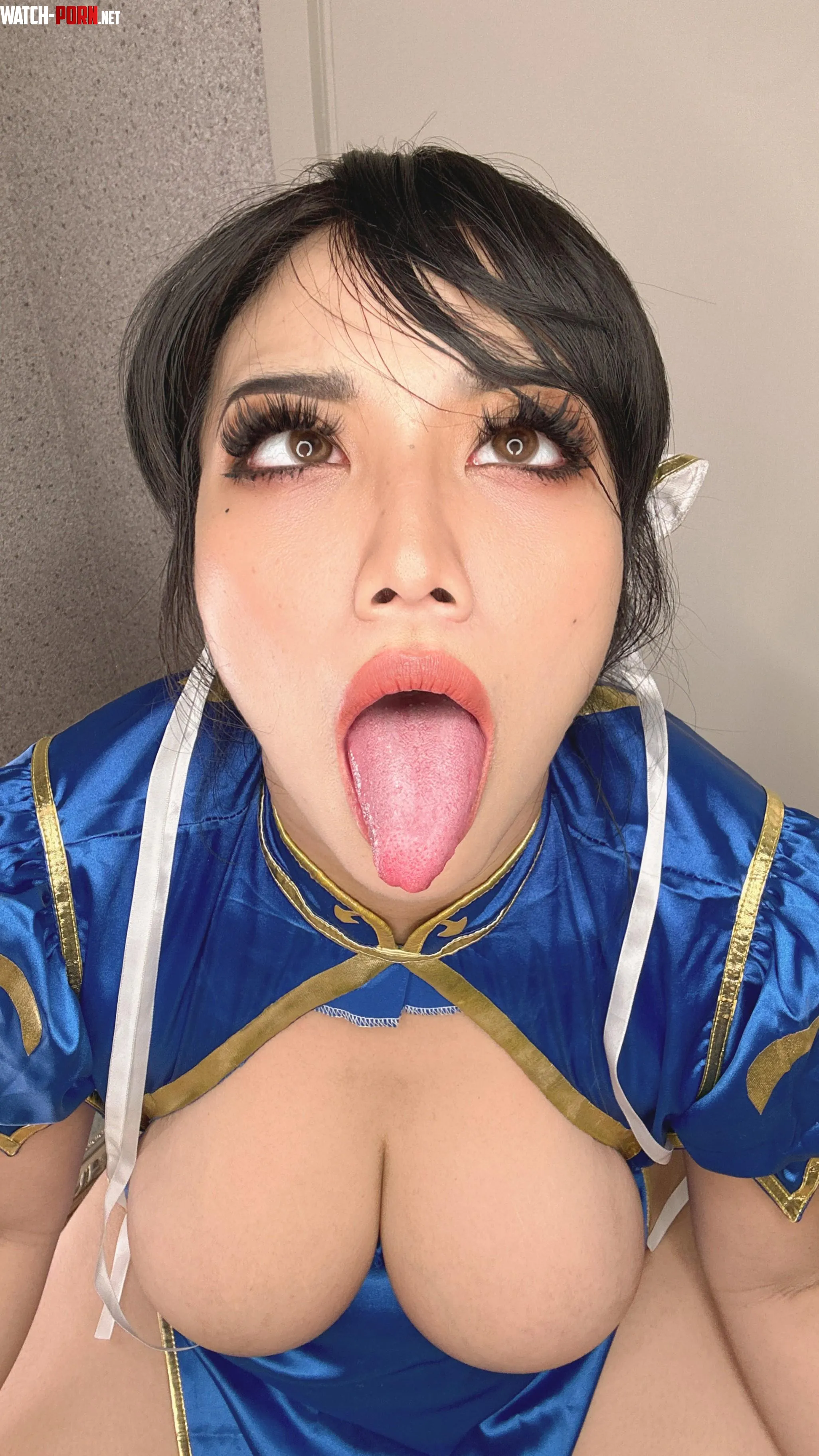 Can you cover my whole face? by AriaCosplay