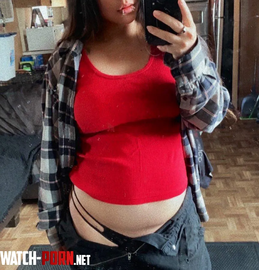 28 weeks and im loving only wearing thongs for months on end 💋 by luvme1011