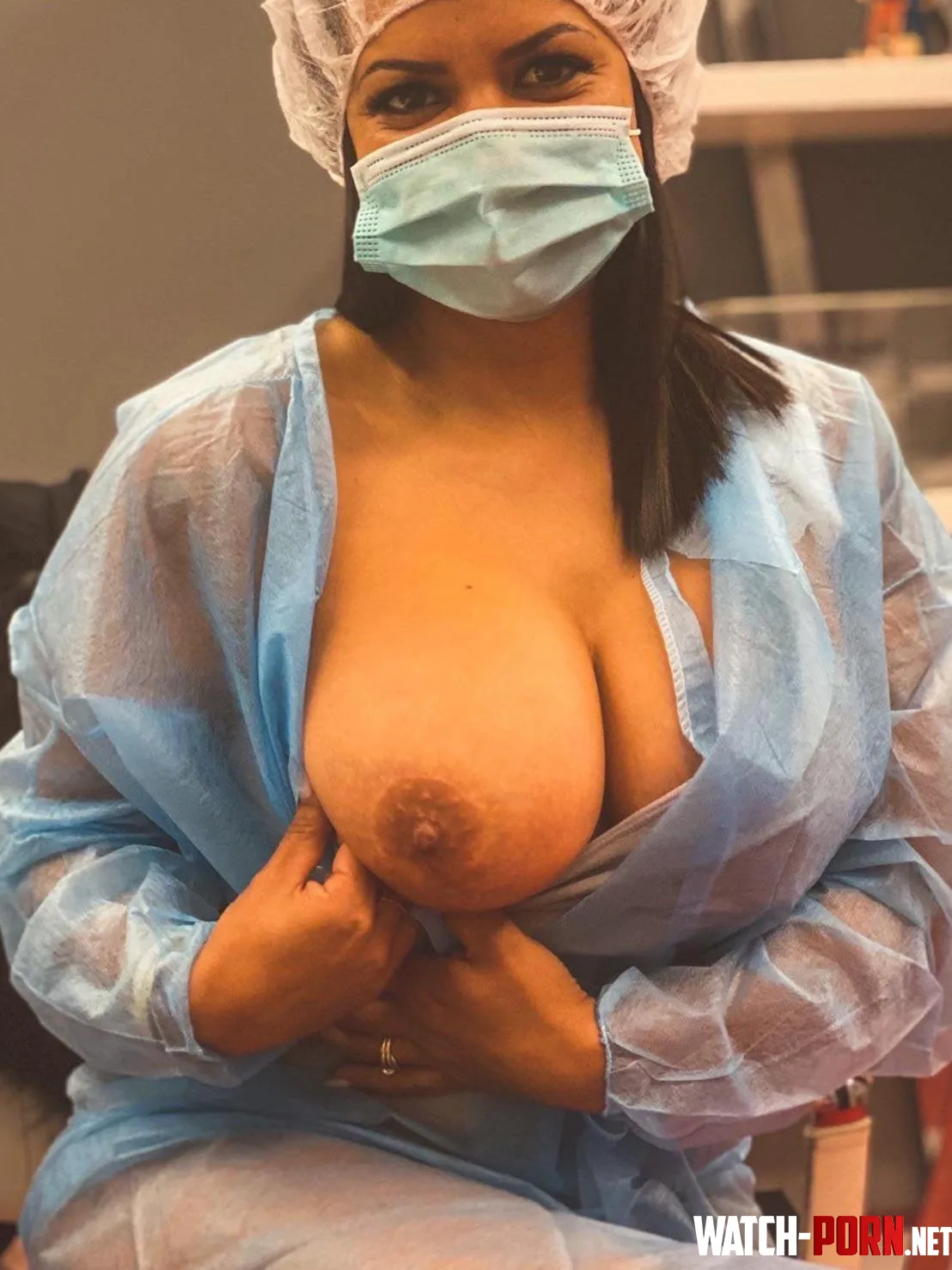Nurse Born in 1981. Would you still? by Kayssi23