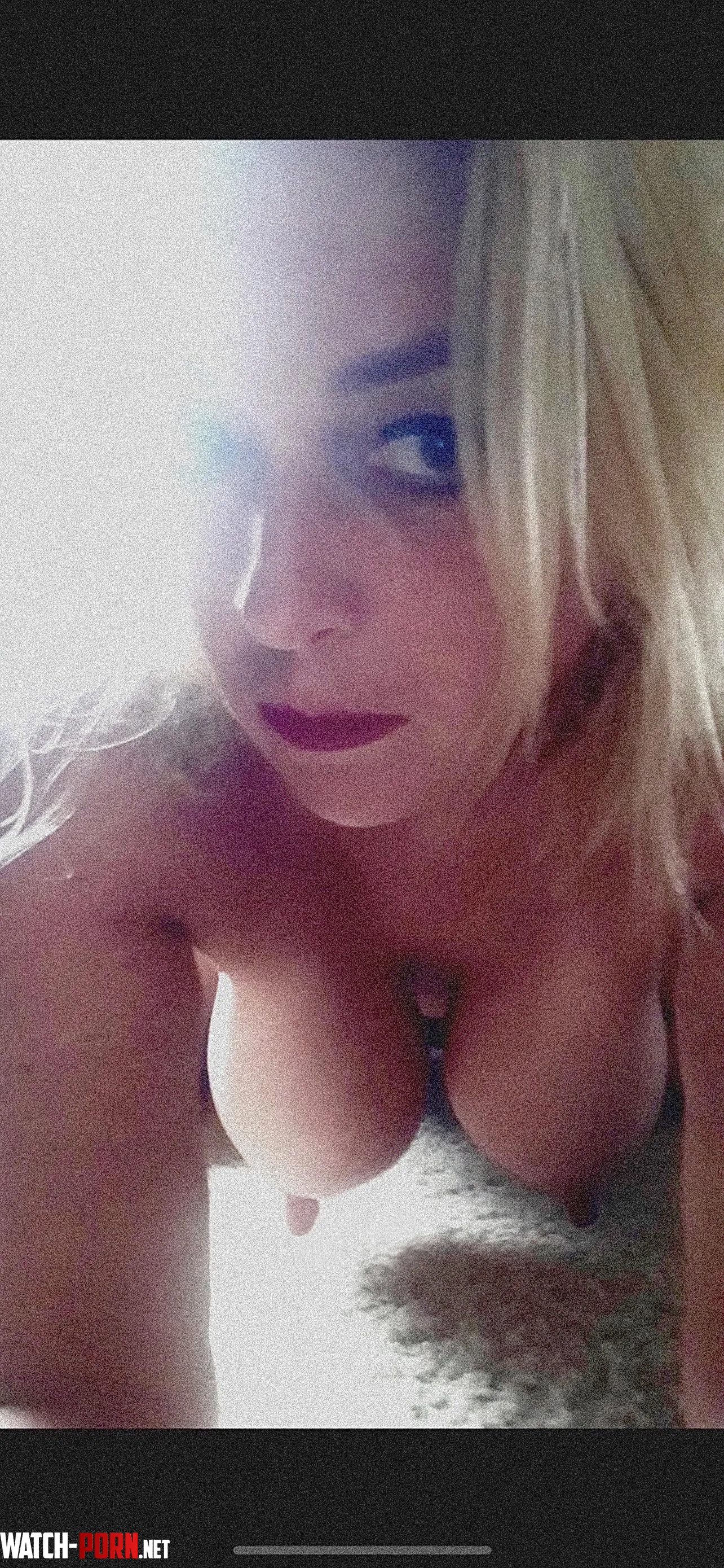 Anyone Wanna blowjob! From me? by HotSkin943