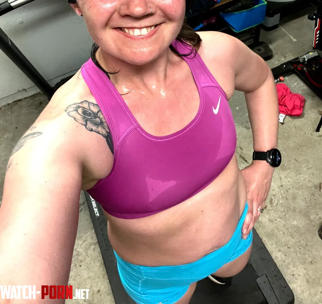 So sweaty after my run by seraphynx_