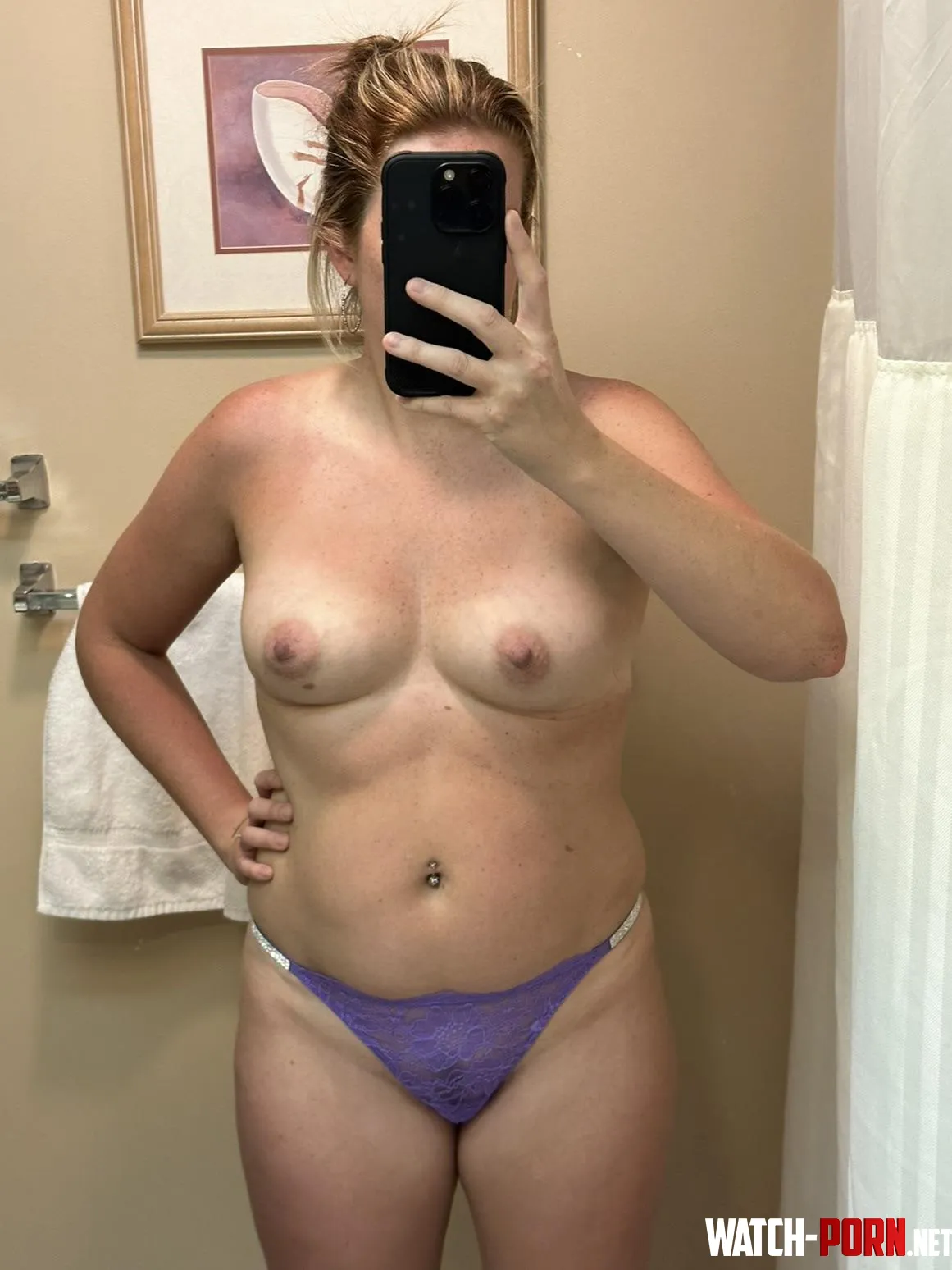 A good day always starts with a bathroom selfie. 35F by redfox1075