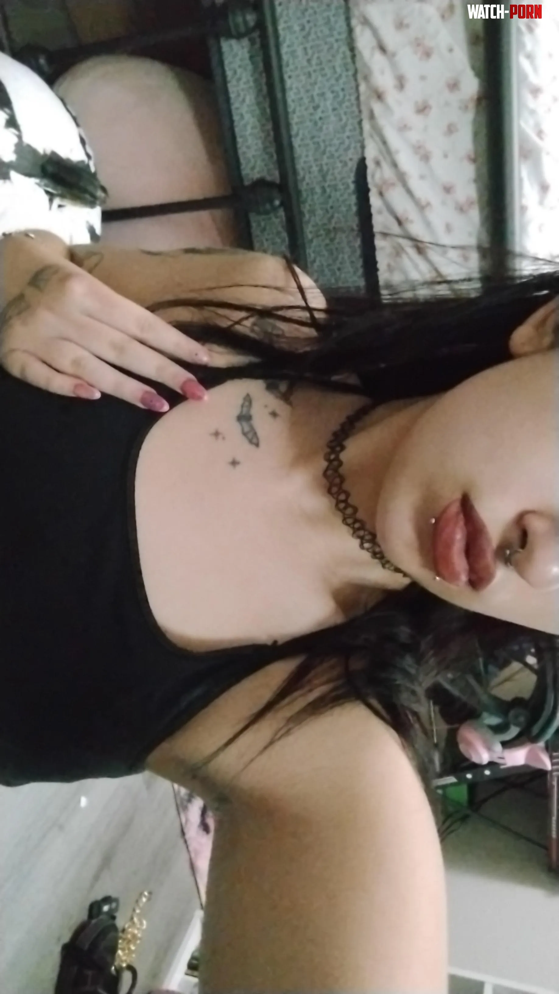 I'll be your goth girl dm for menu by rxqueen523