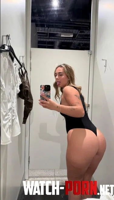 Just one taste and you’d be hooked by VelvetCrave_xox