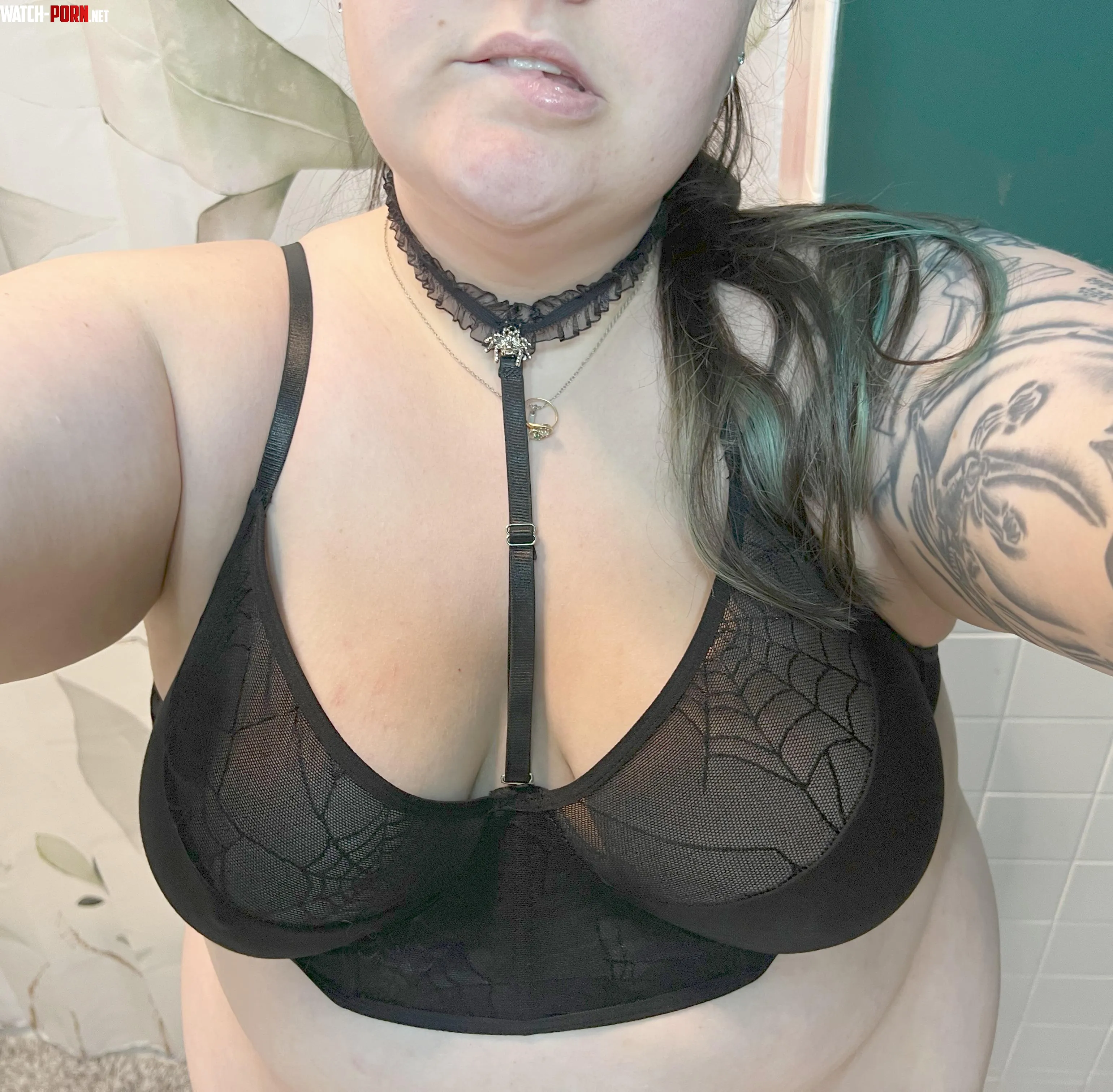 Spooky season lingerie is always fun 😜🖤🕸️ by Beneficial-Past-6324