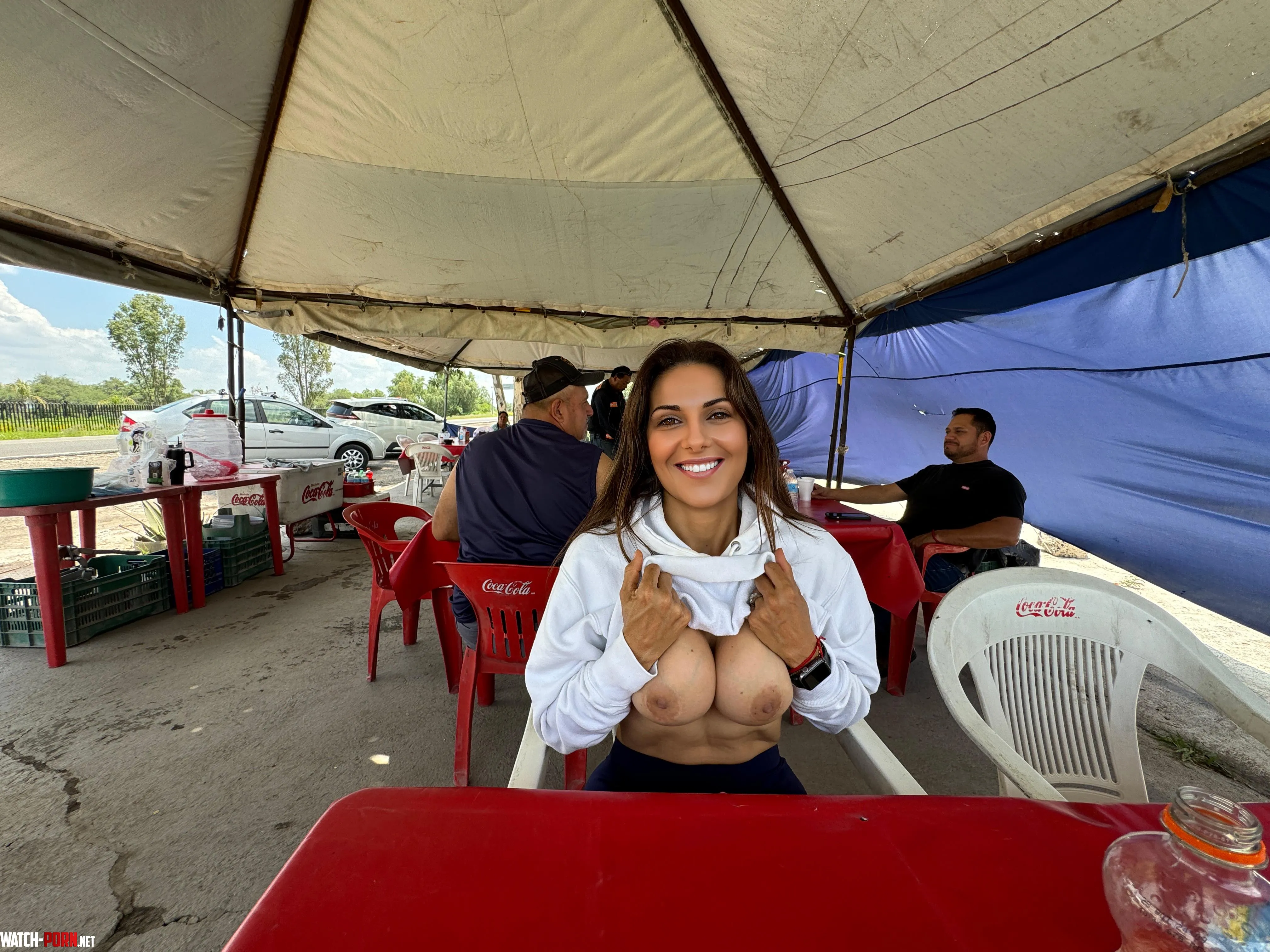 Roadtrip stop to eat by Chi_chona