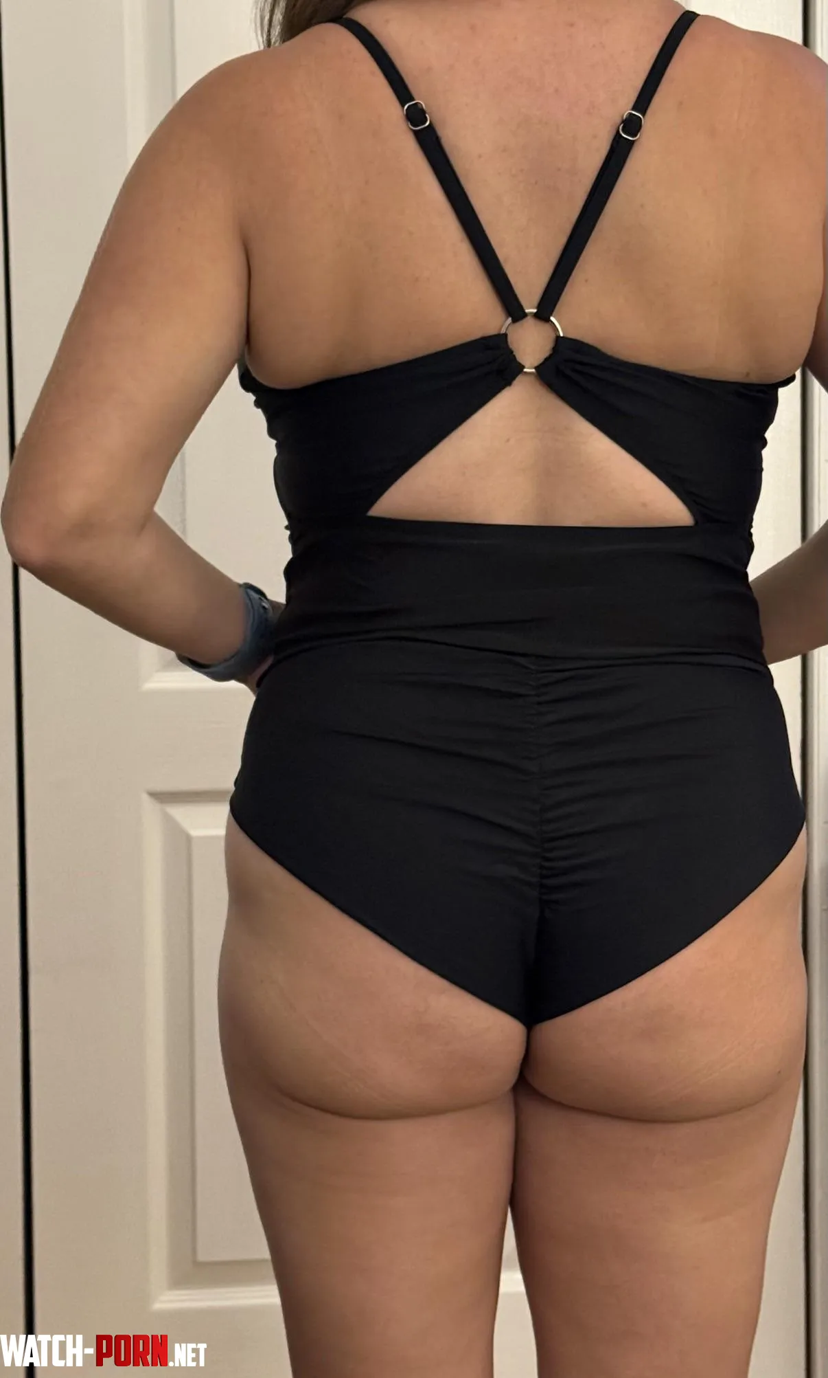 One more booty shot by North_Transition_766