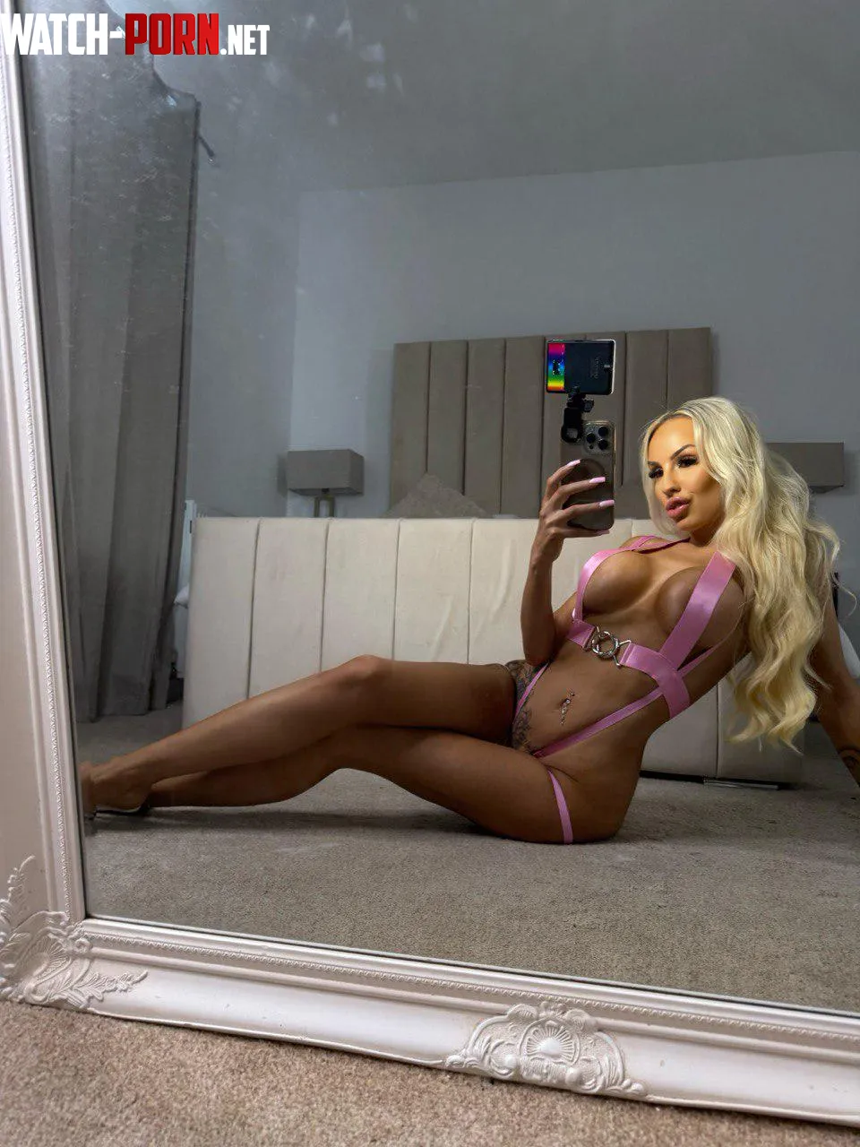 Looking for a man to taste me as fave meal by CakeSupp