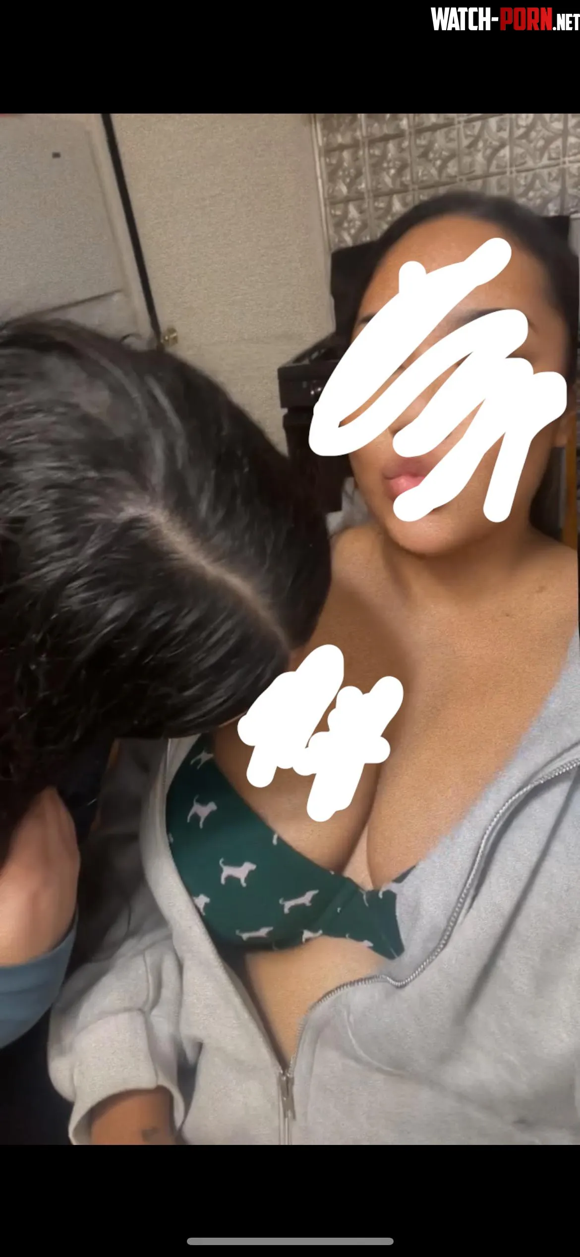 who can cover me in hickeys by sweeena