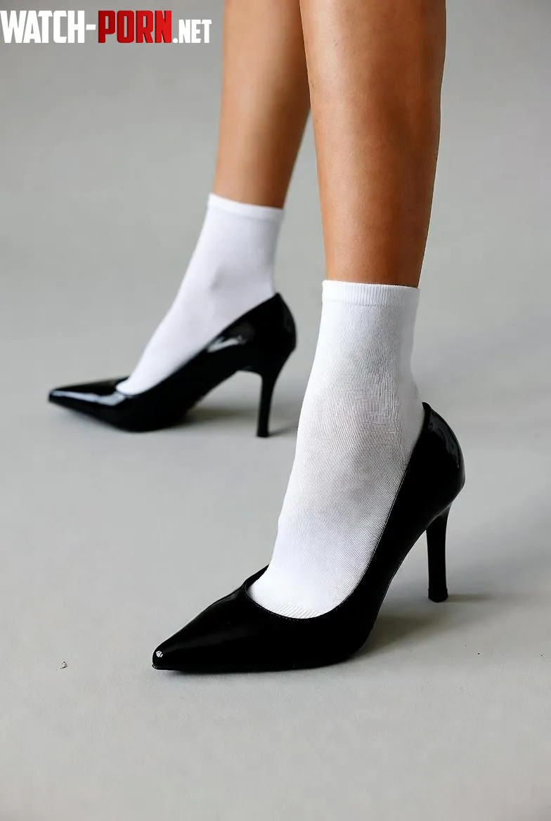 I'm new here [f] by IamAuroraVega