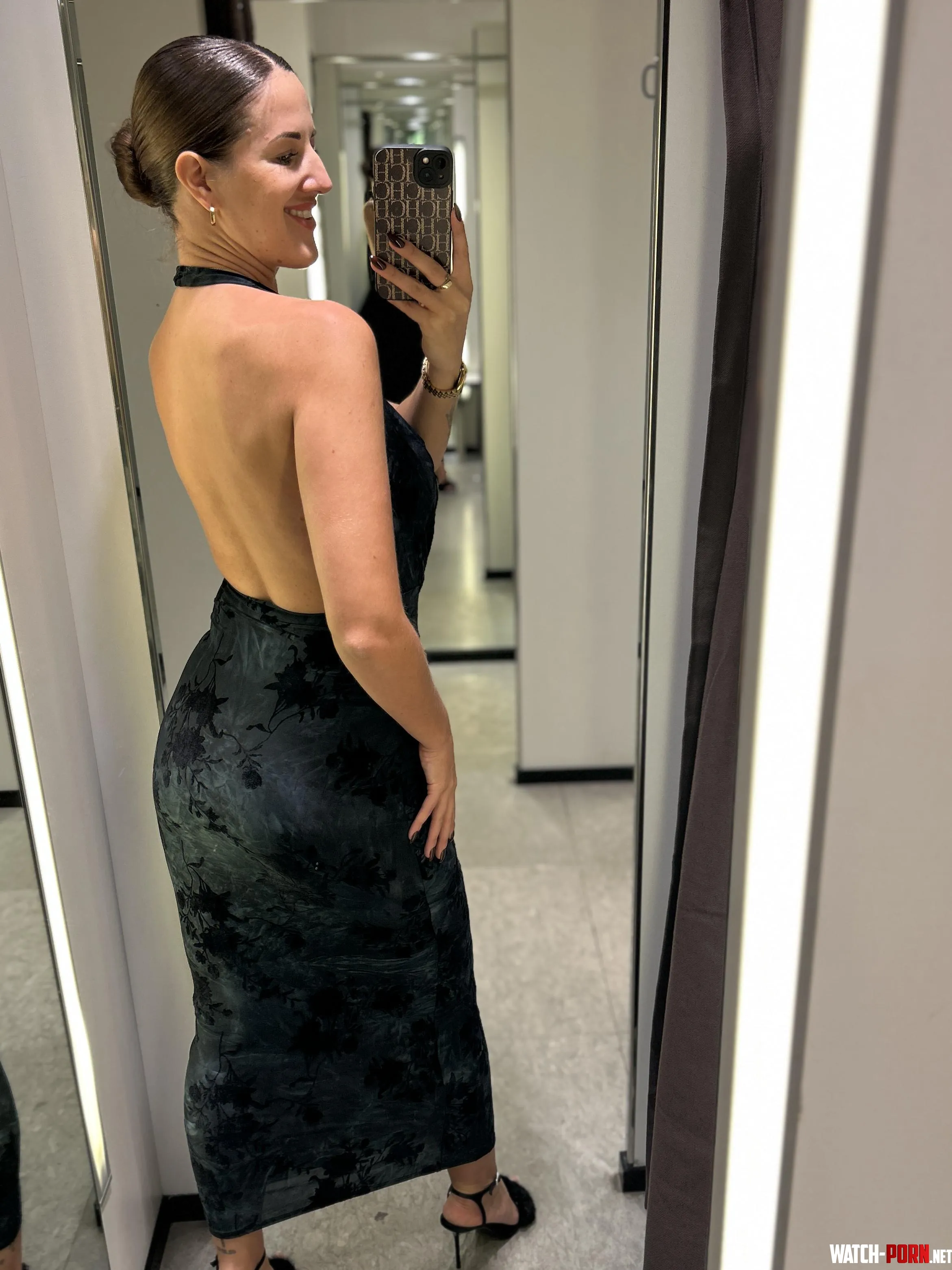 Pretty in my own way by Elisedoloresqueen