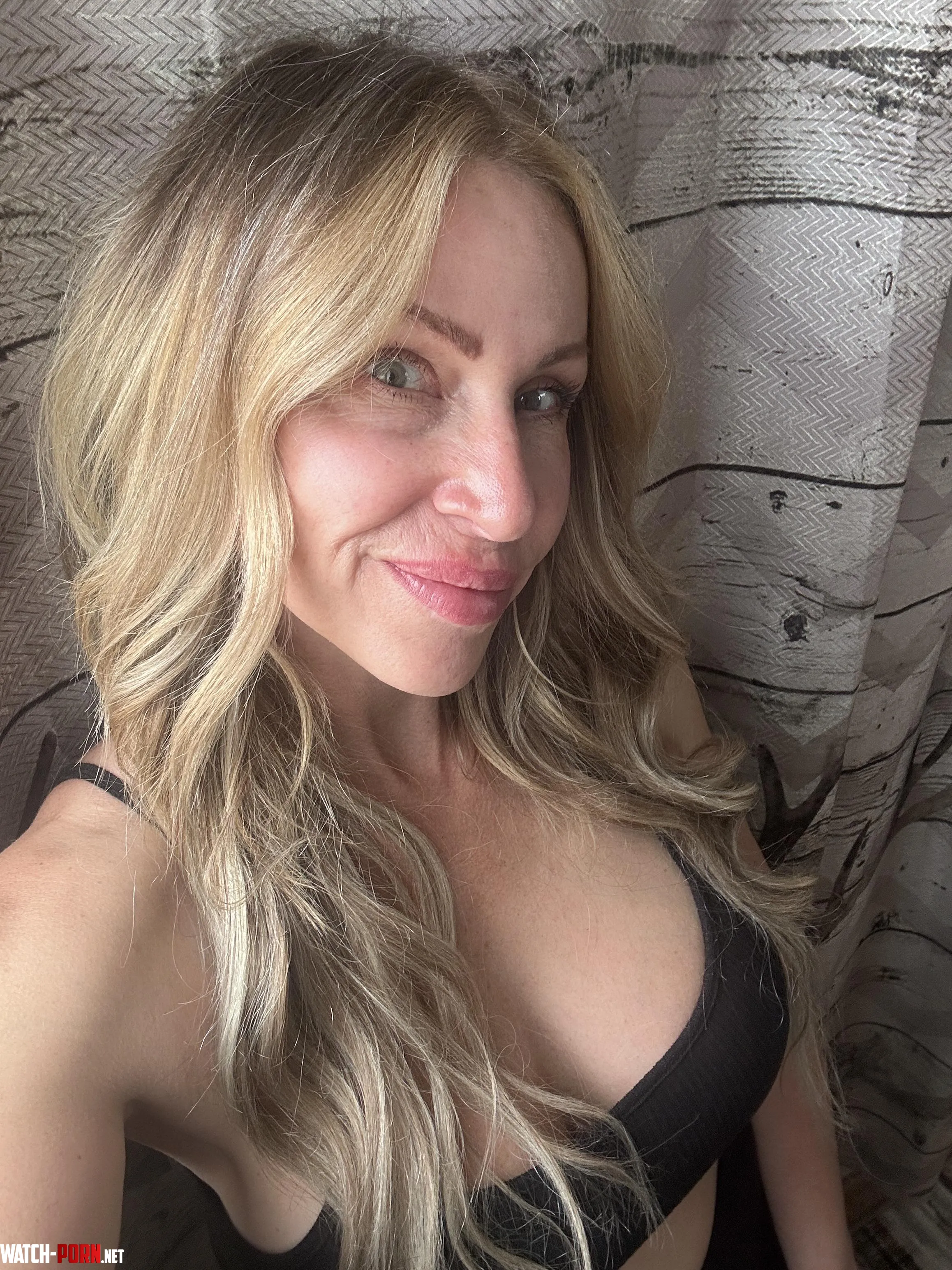 I love to suck your dick by Mobile_Bat_1231