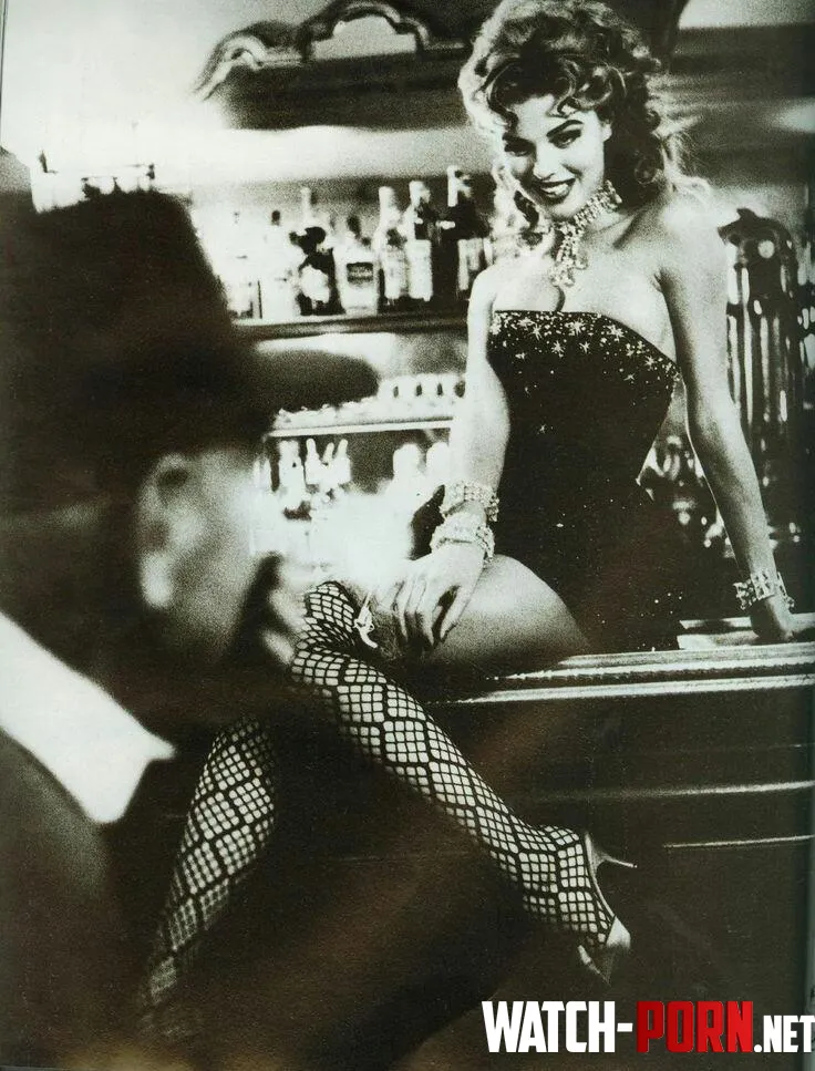 Eva Herzigova by bil-sabab