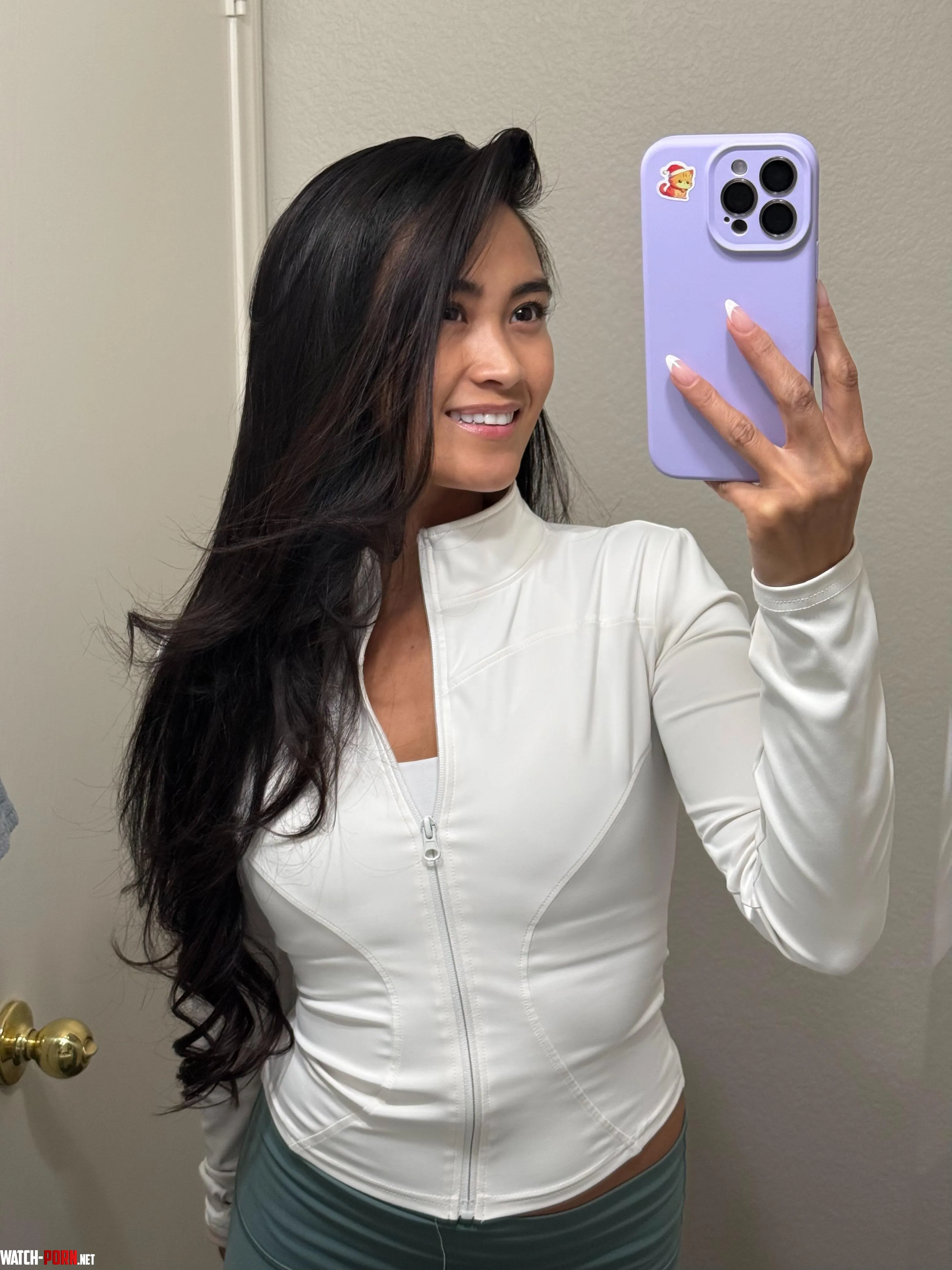 Petite, polished, powerful. 💋 by sunshineonlyxo