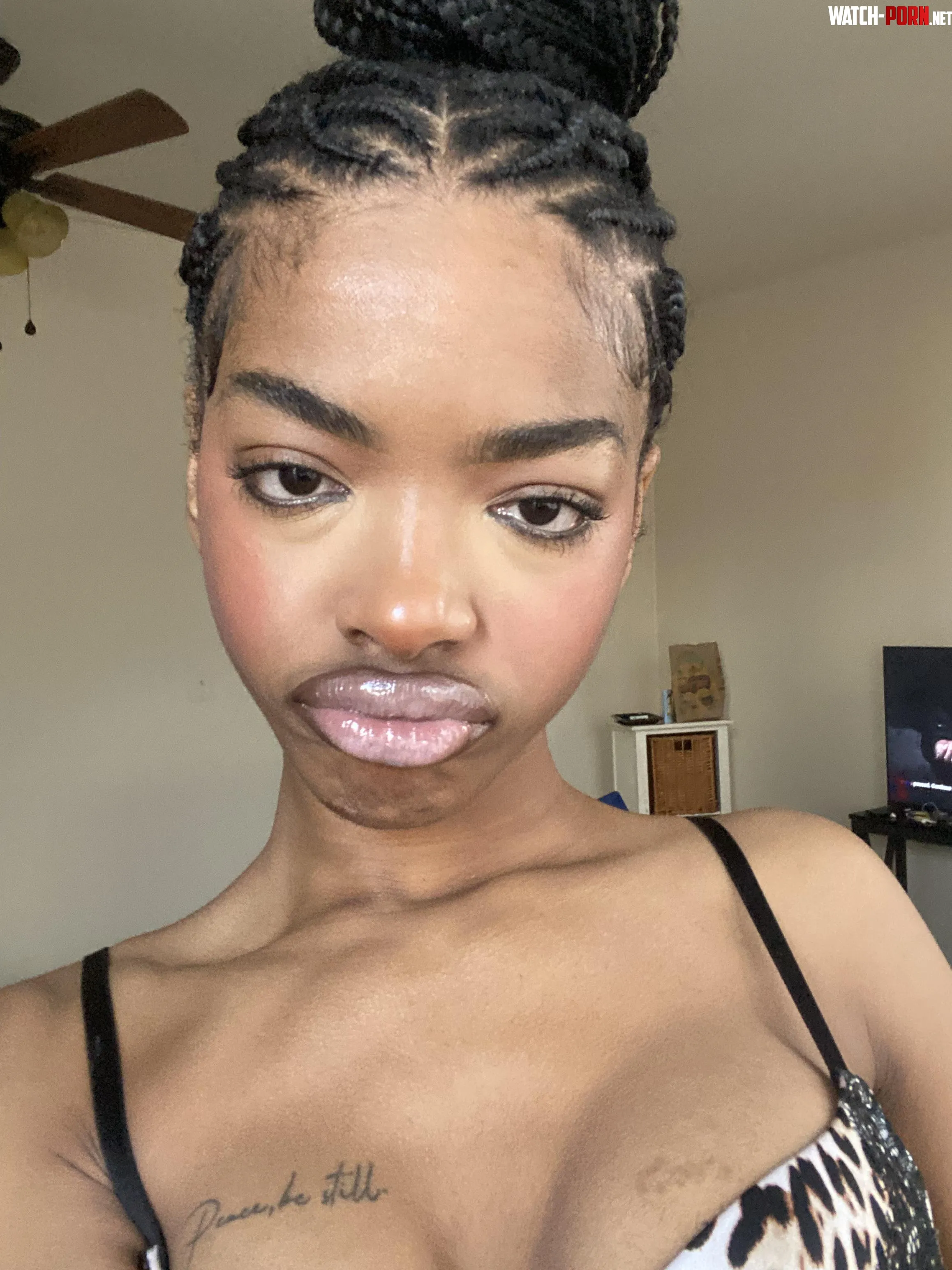 thick ebony pout by pretty-kittygirl