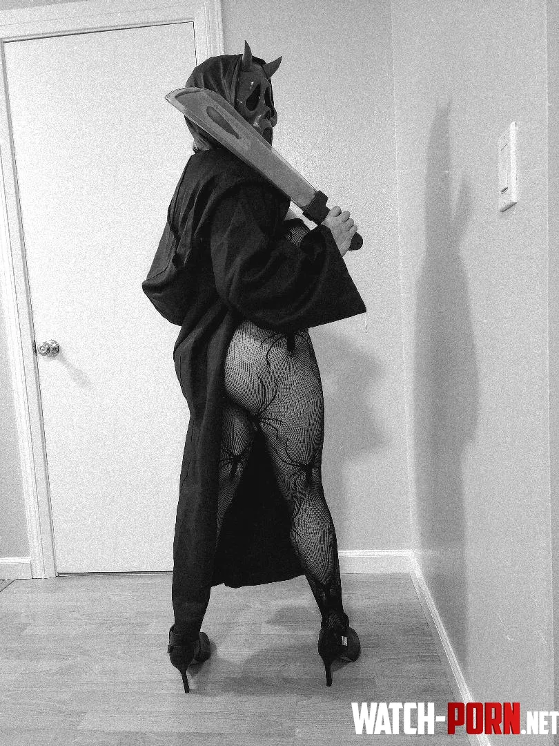 This Ghostface doesn’t just slay, I strut. Legs that kill, and an ass you’ll never forget. by Faceless_Fantasy_