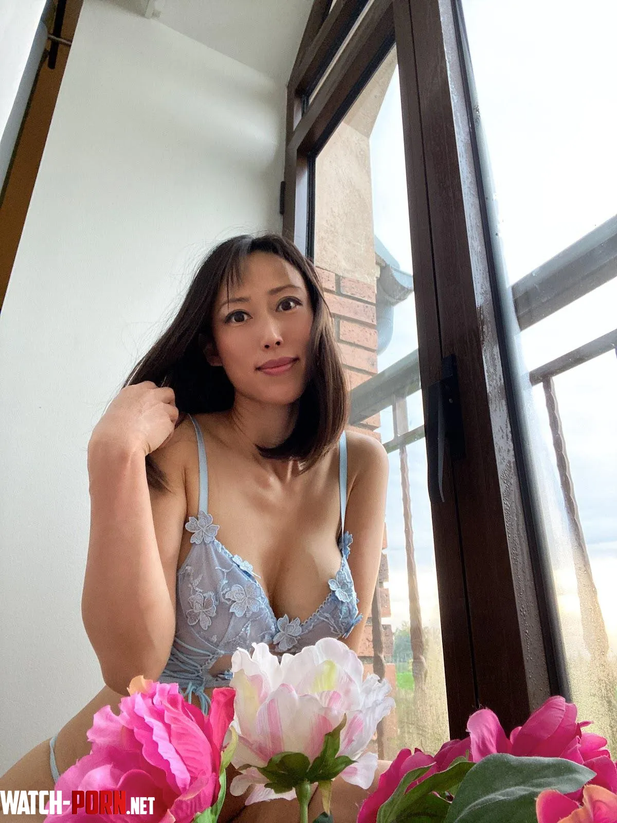 you like a curvy asian like me? by Wise-Occasion2915