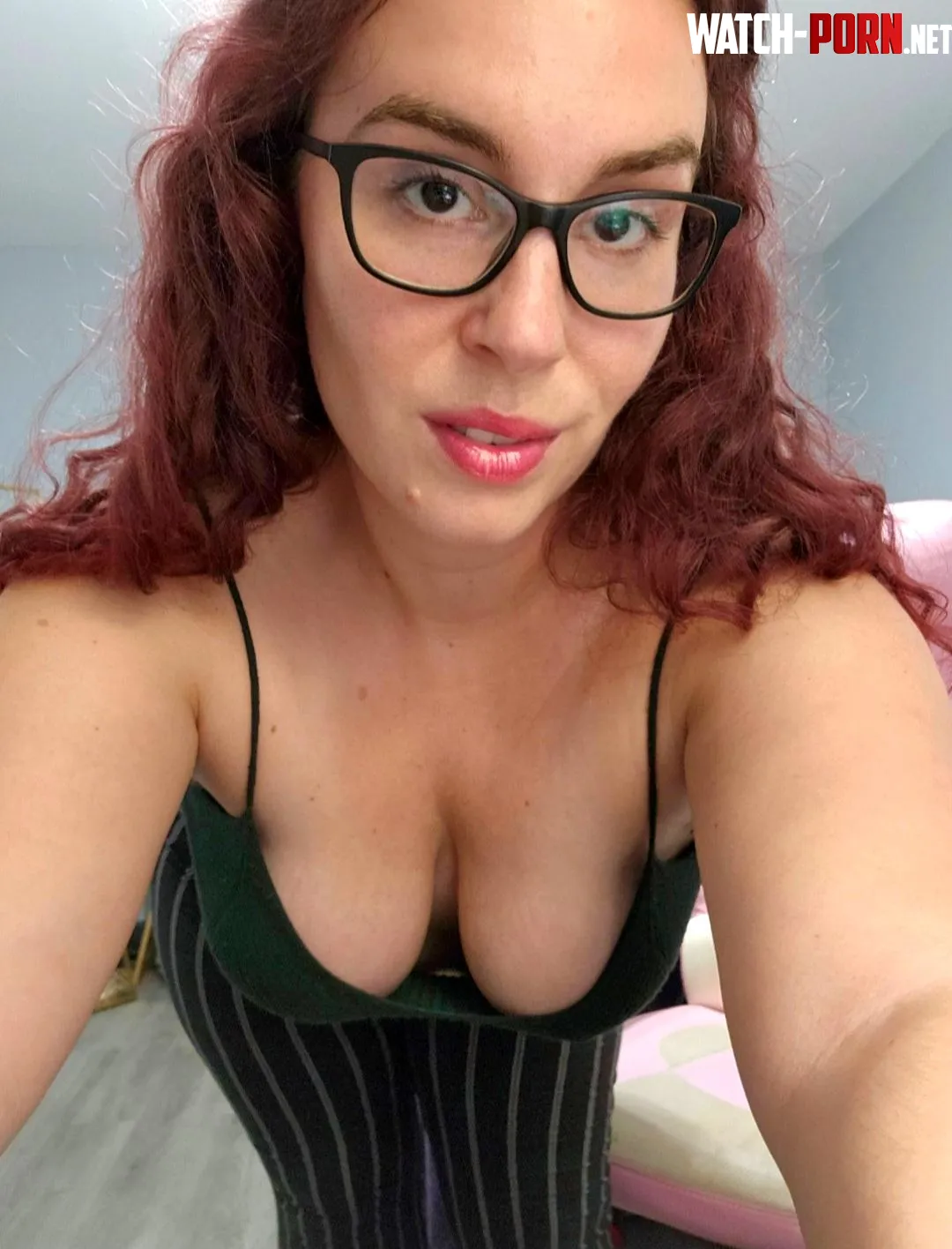 Did you even notice my glasses ;) by Hazy_MaeveyL