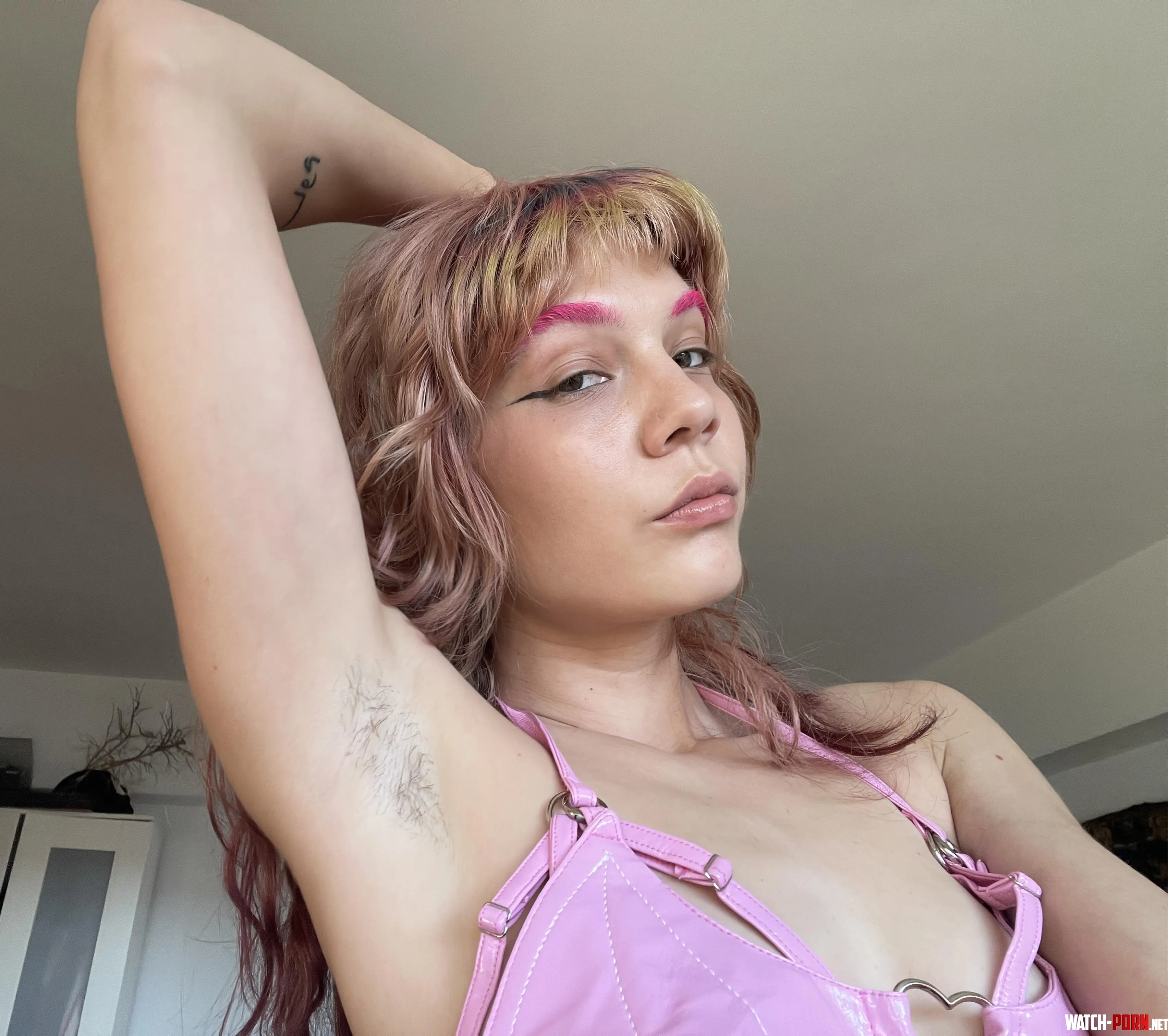 completely owned by my hairy pits by Samvvvvv9