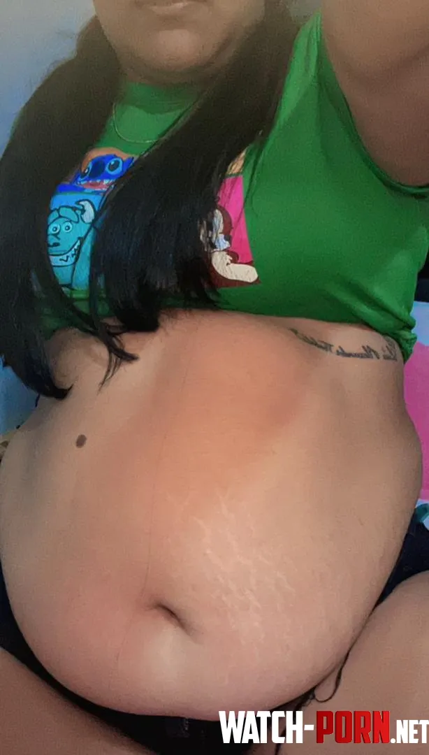 I need to stuff myself with food and keep my body growing bigger and bigger 🍔🍕🍰🍩 by GenePerez123