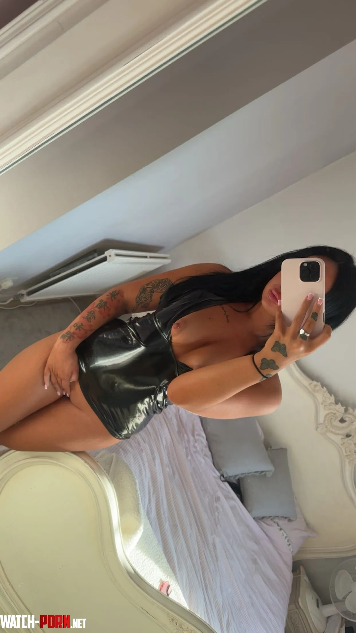 Give me your dick and I'll give you my pussy by BritishBeaut