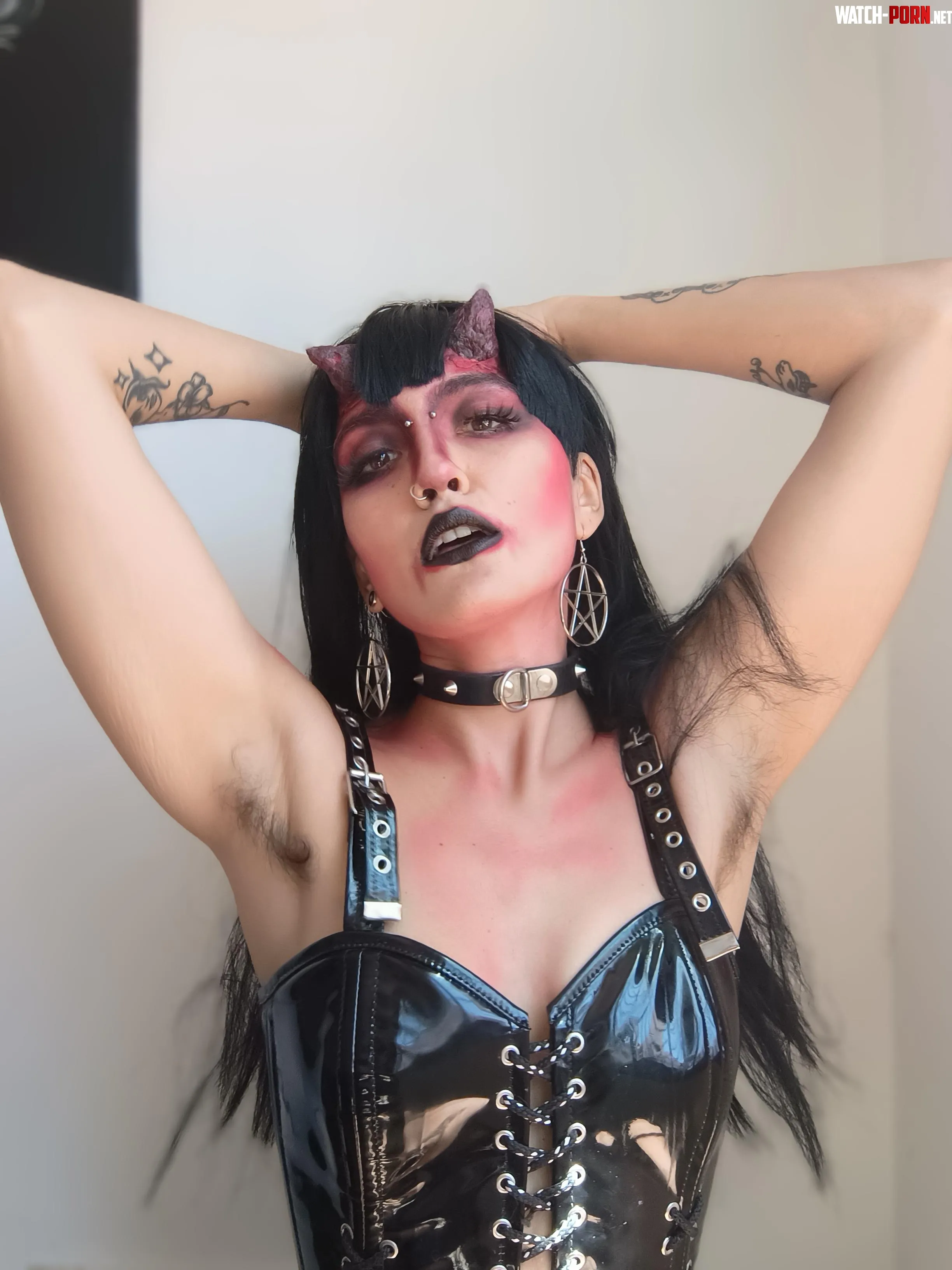 Hairy succubus to celebrate Halloween 🎃 by Esme420kinky