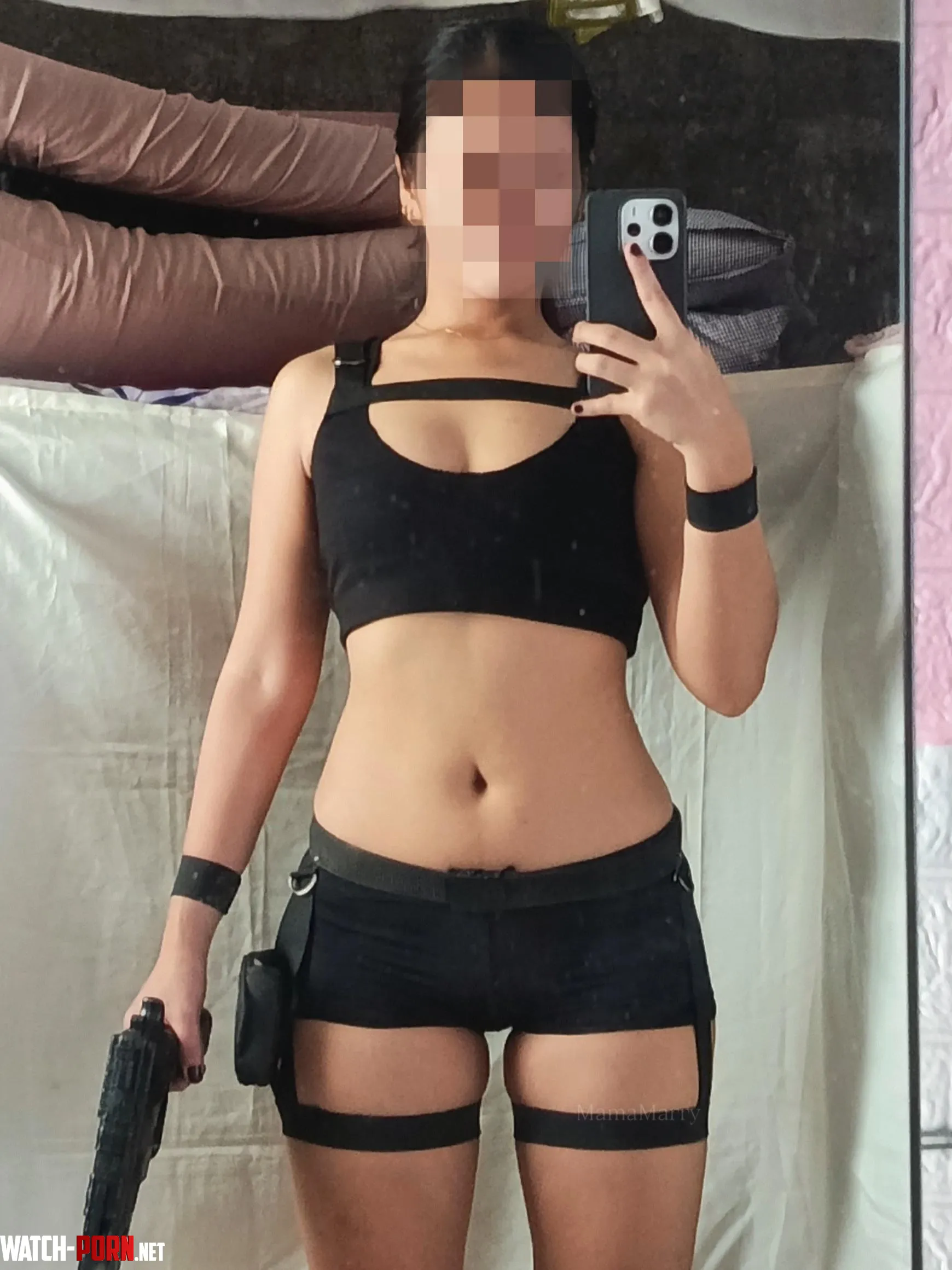 Raiding, later na 'yung riding [f] by MamaMarry