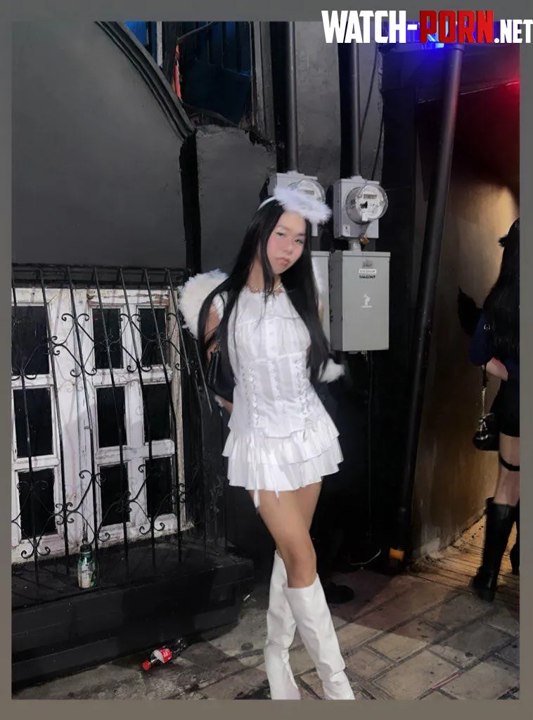 they have no idea that my dick is out under this skirt :p by anghelitaxx28