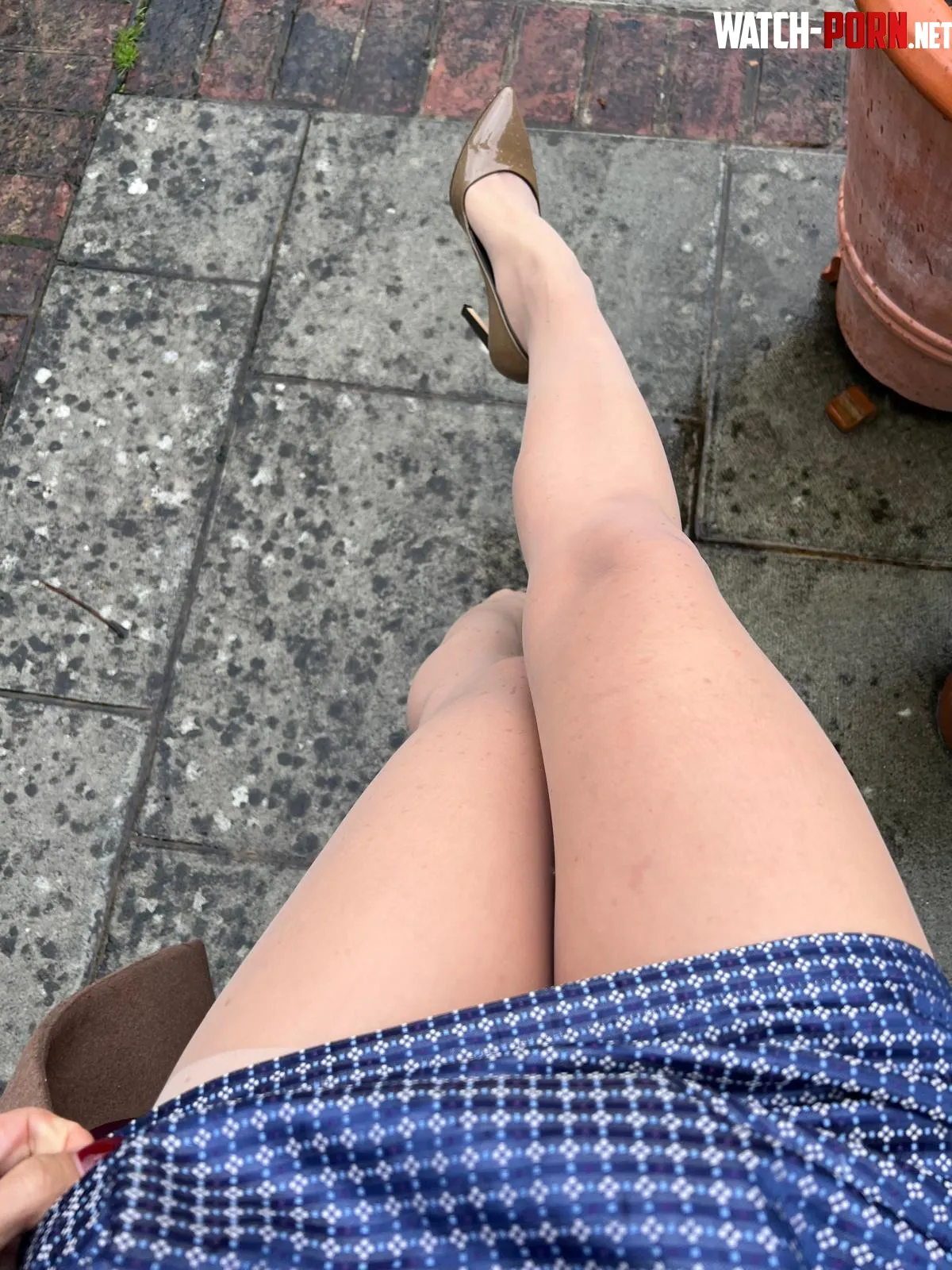 my pantyhose in the rain by MalinaWhispers