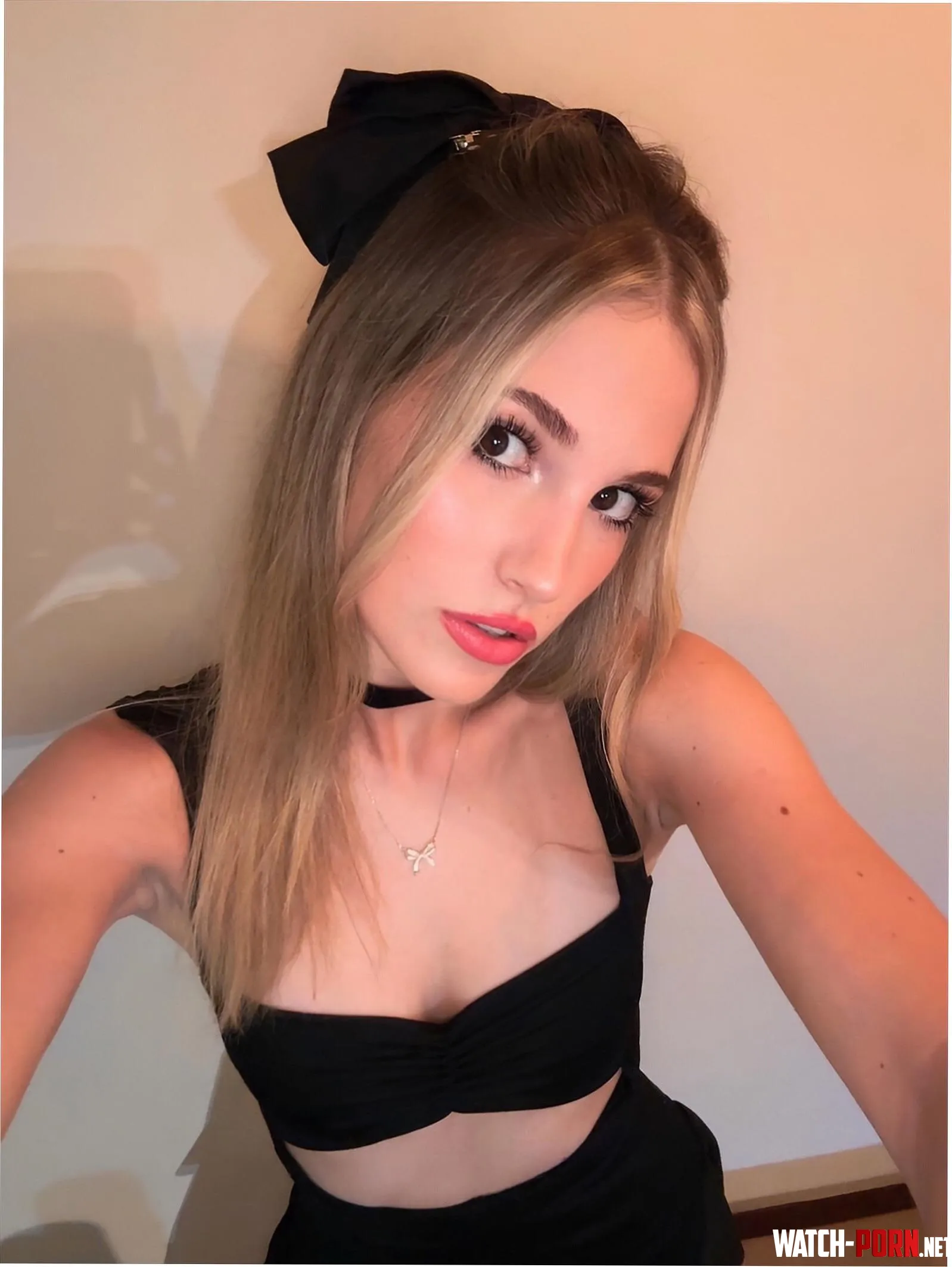 18f posting before i overthink the caption too by TeaseMeBunny