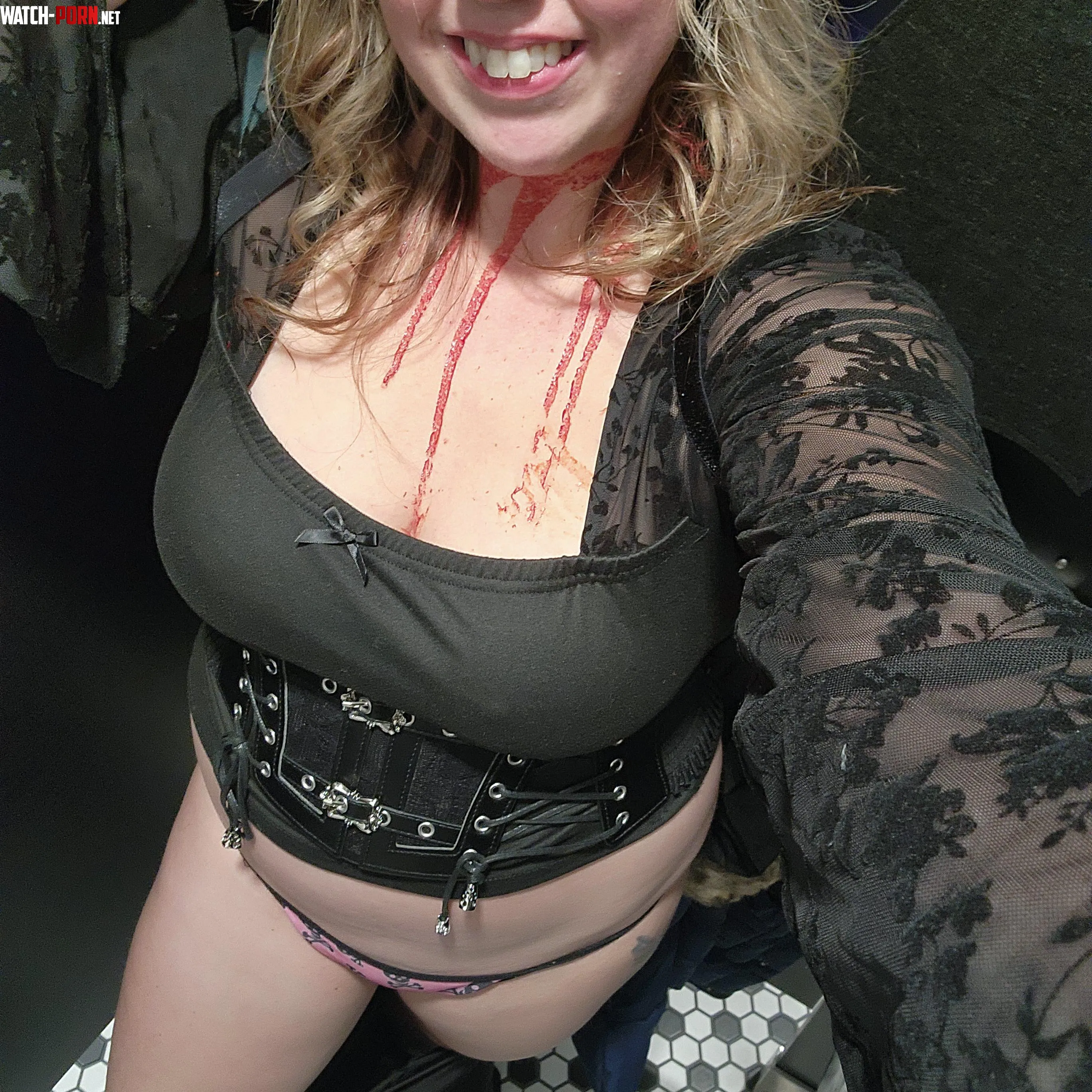 Happy halloween everybody by DinD_OF