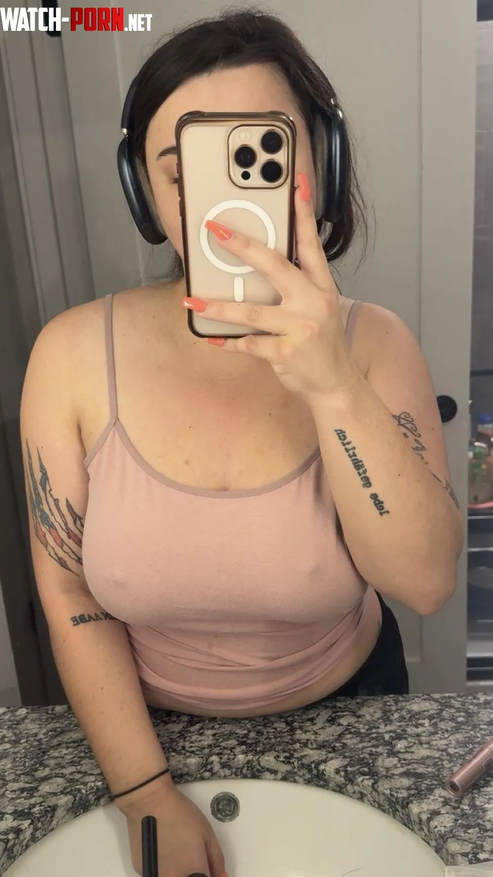 Should I go out like this? by turbo-vixen