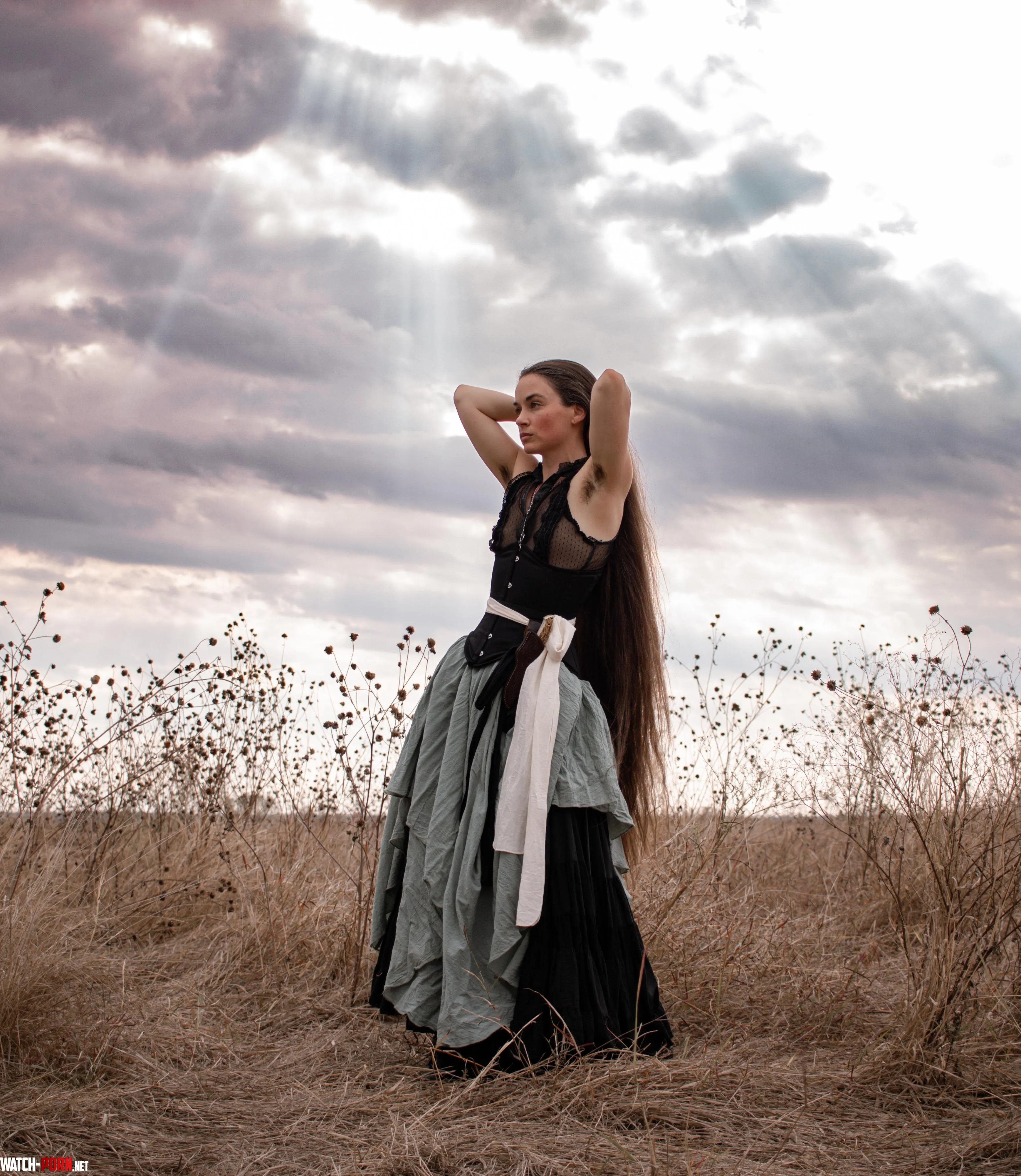 sun rays (self shot) by _creature_feature