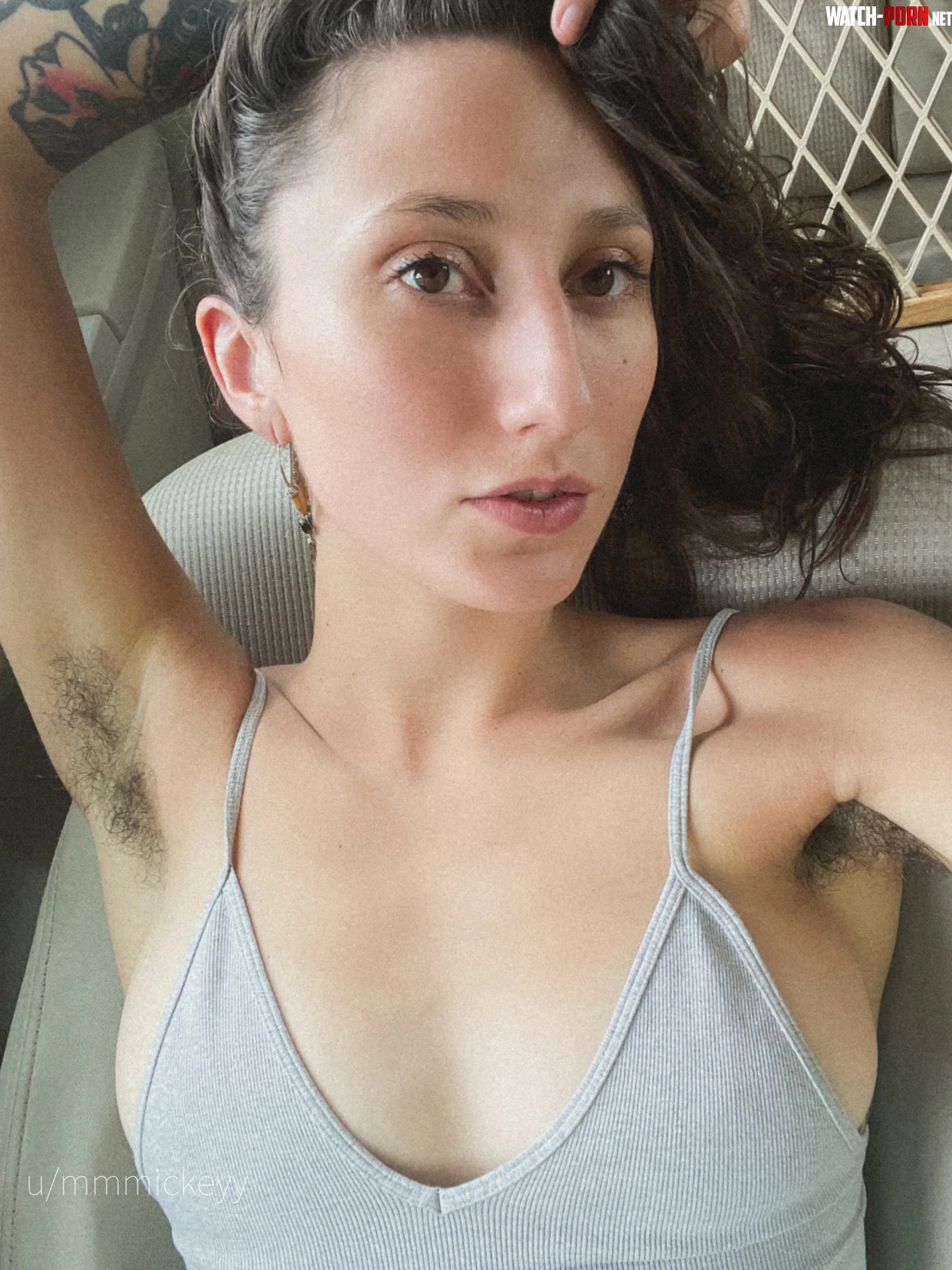 i always wonder what you notice first but i think i know it is my armpits by mmmickeyy