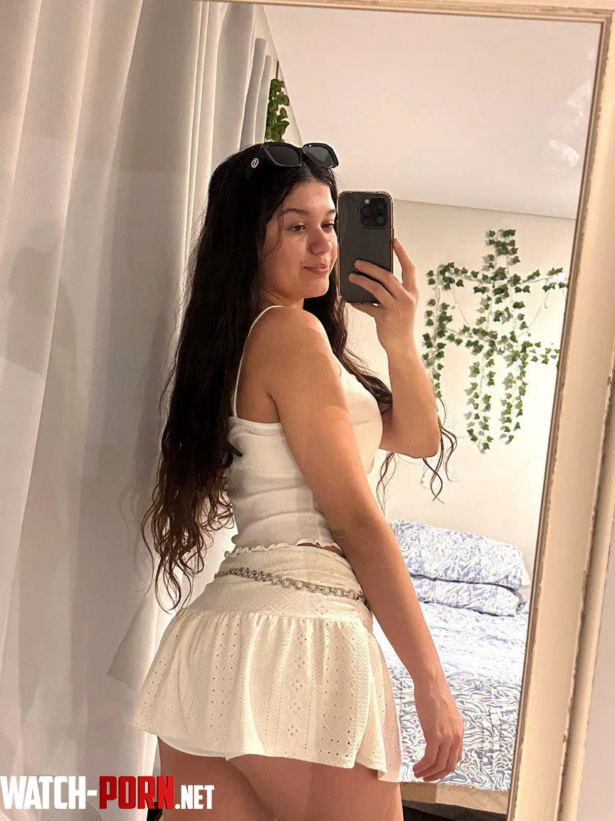 mirror... mirror... who is the sluttiest of them all :3 by DEATHCOREBRKDWN