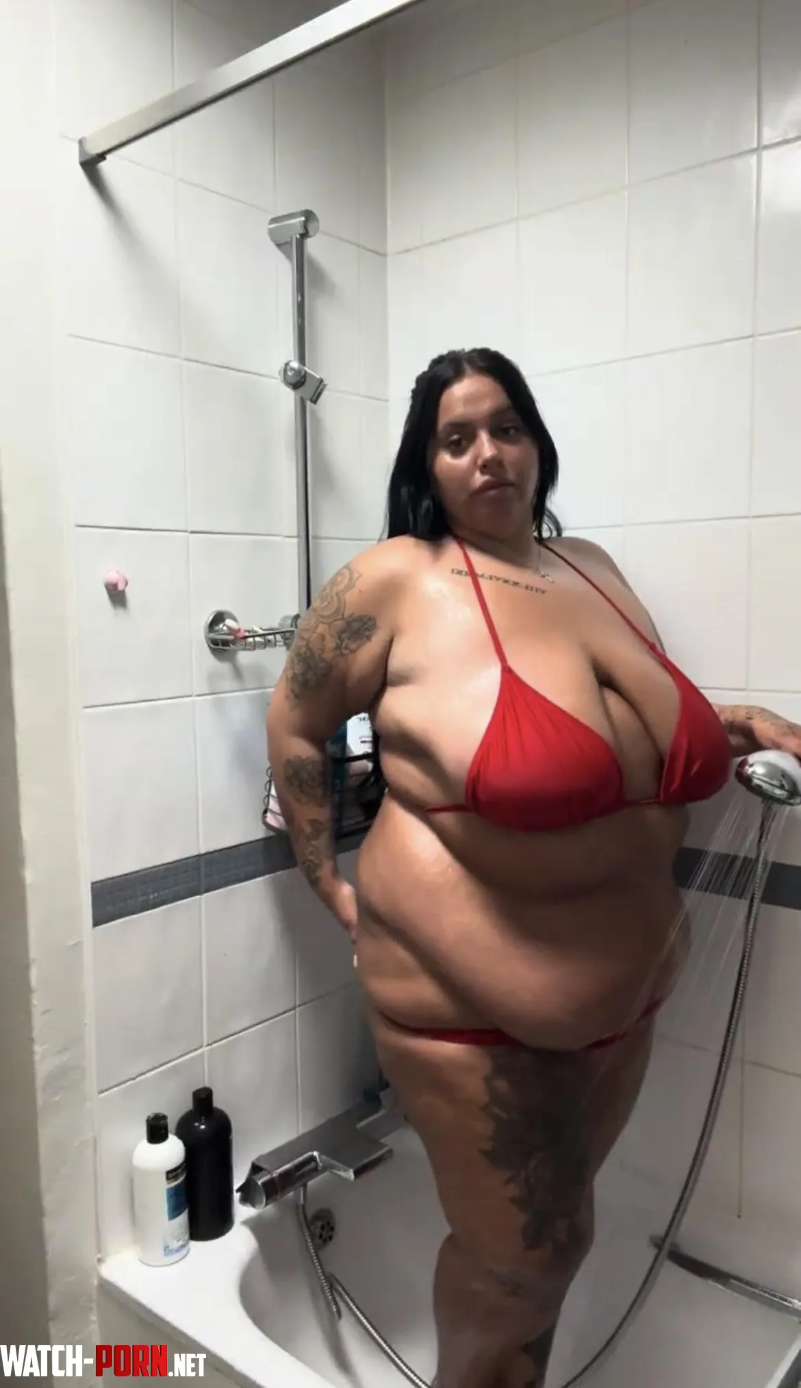 Struggling to fit in my shower🤭 by plumpgabby