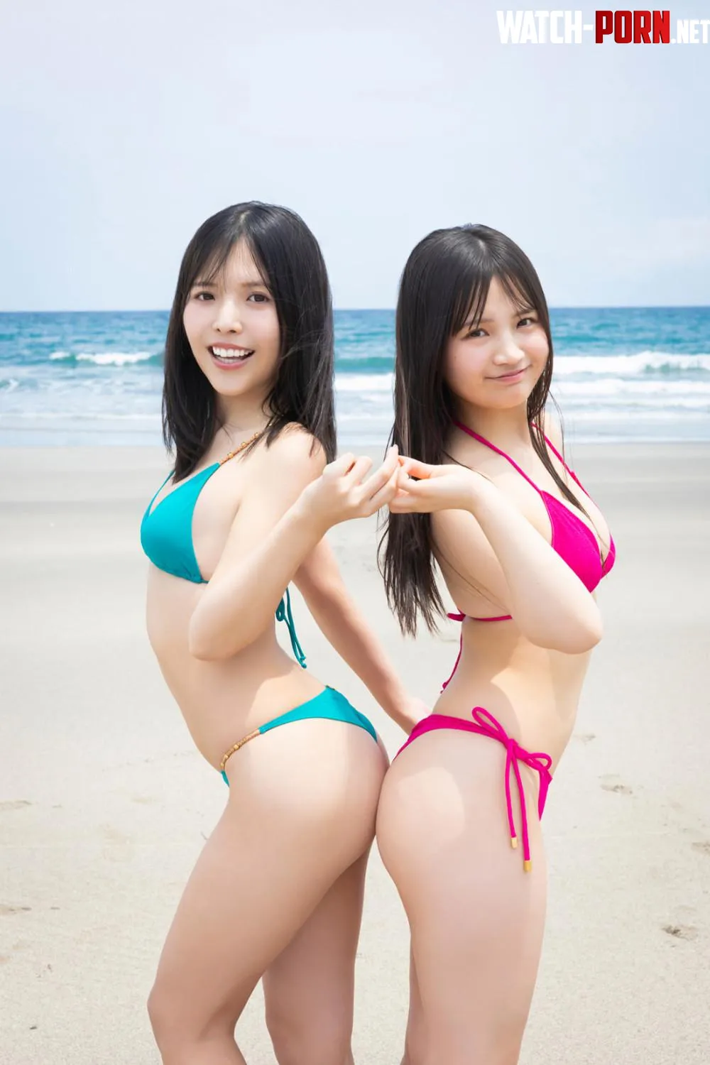 Sena Hayakawa 早川聖菜 × Yuna Hayakawa 早川夢菜 by Sordana