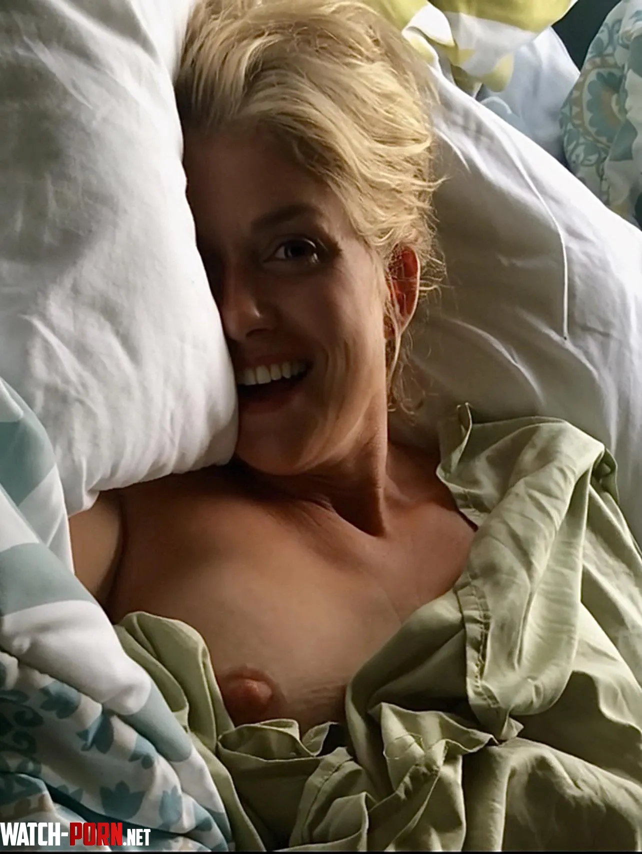 Get in bed with me and bang my head off the headboard😈 by HotSkin943