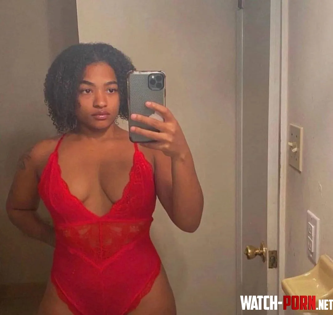 waiting for a older man to come and fuck me by Acceptable-Till-1188