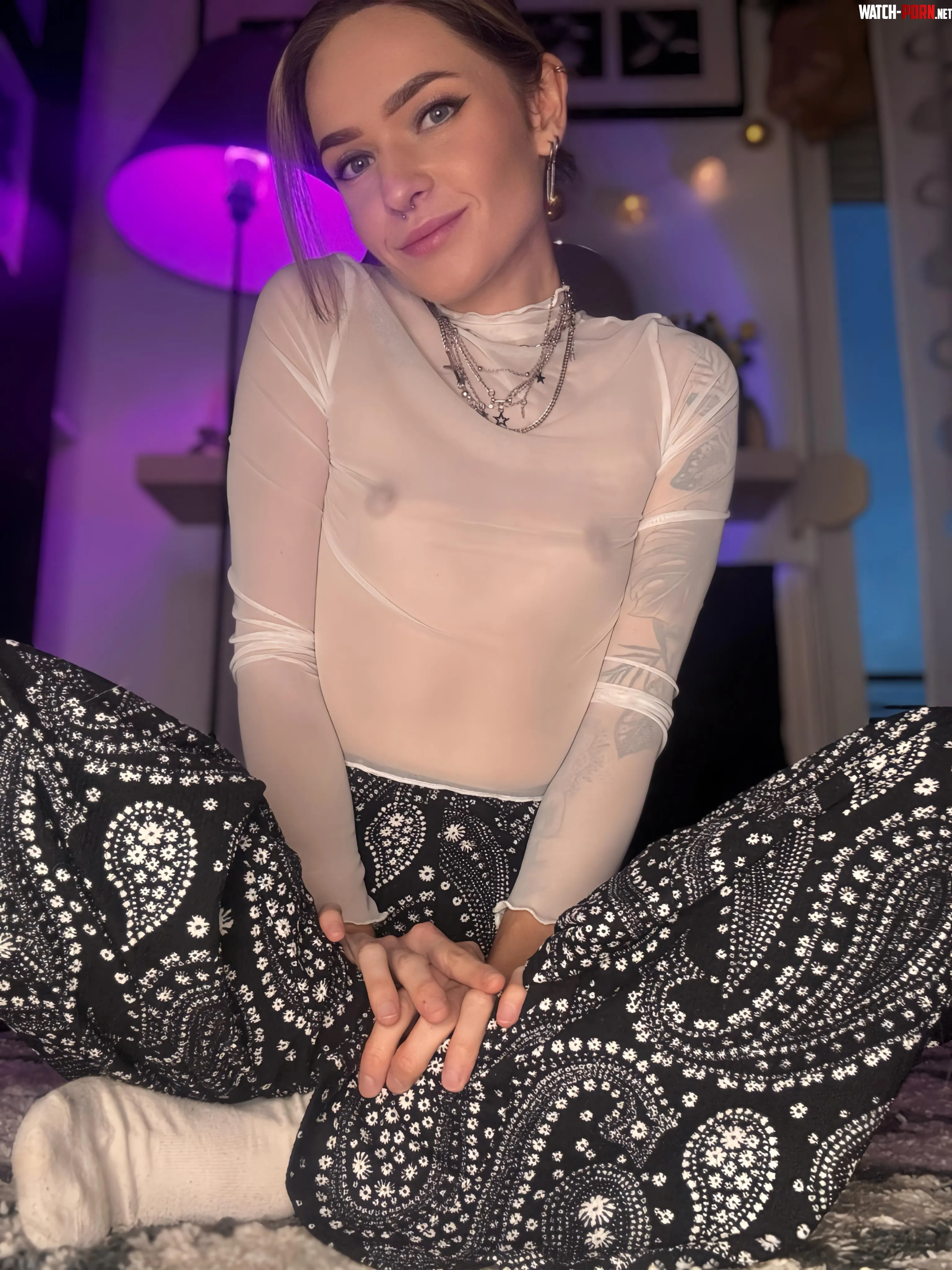 White color adds tenderness by EIythra