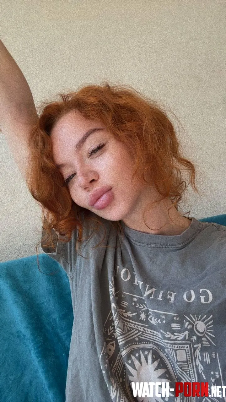 Morning kiss by YourSweetChickk