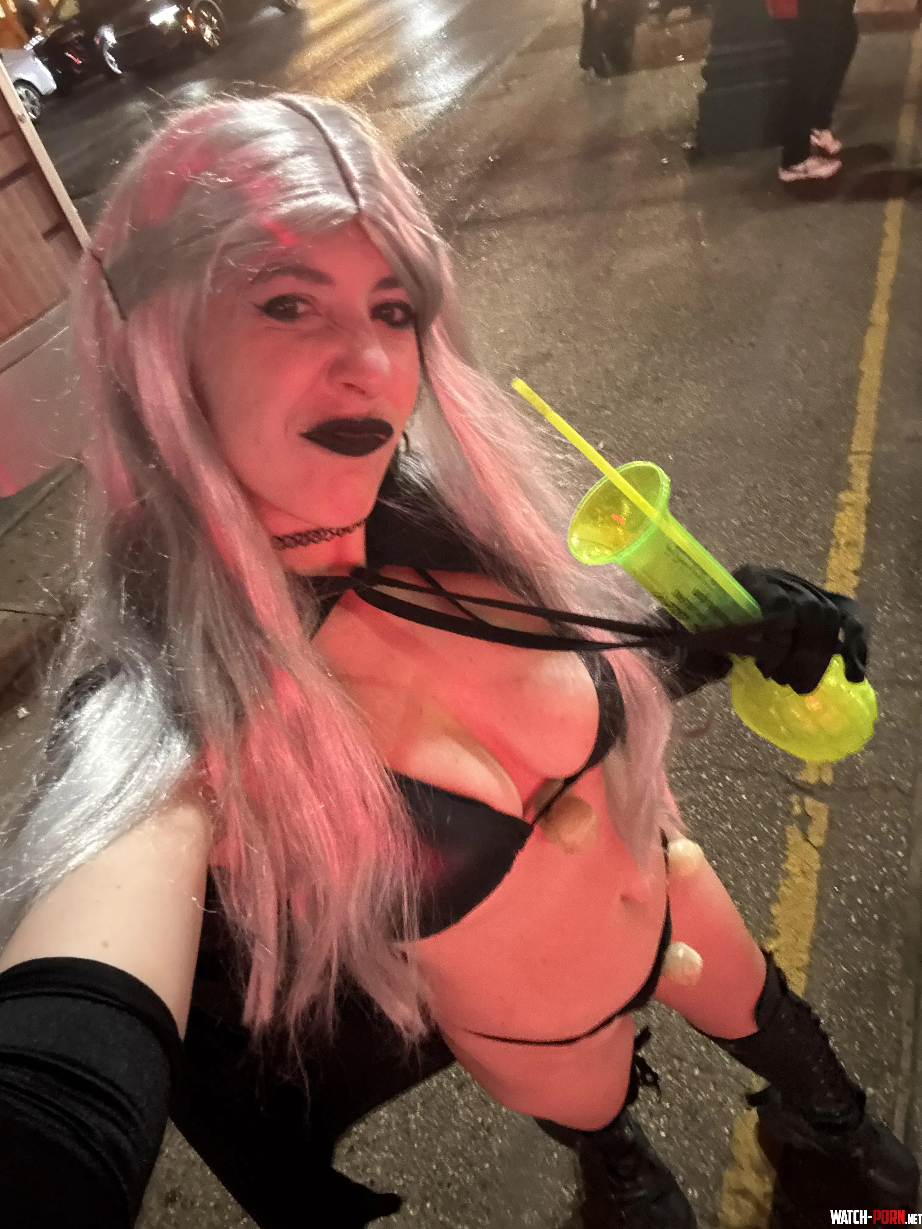 Teasing everyone on the street by sirenskiss3