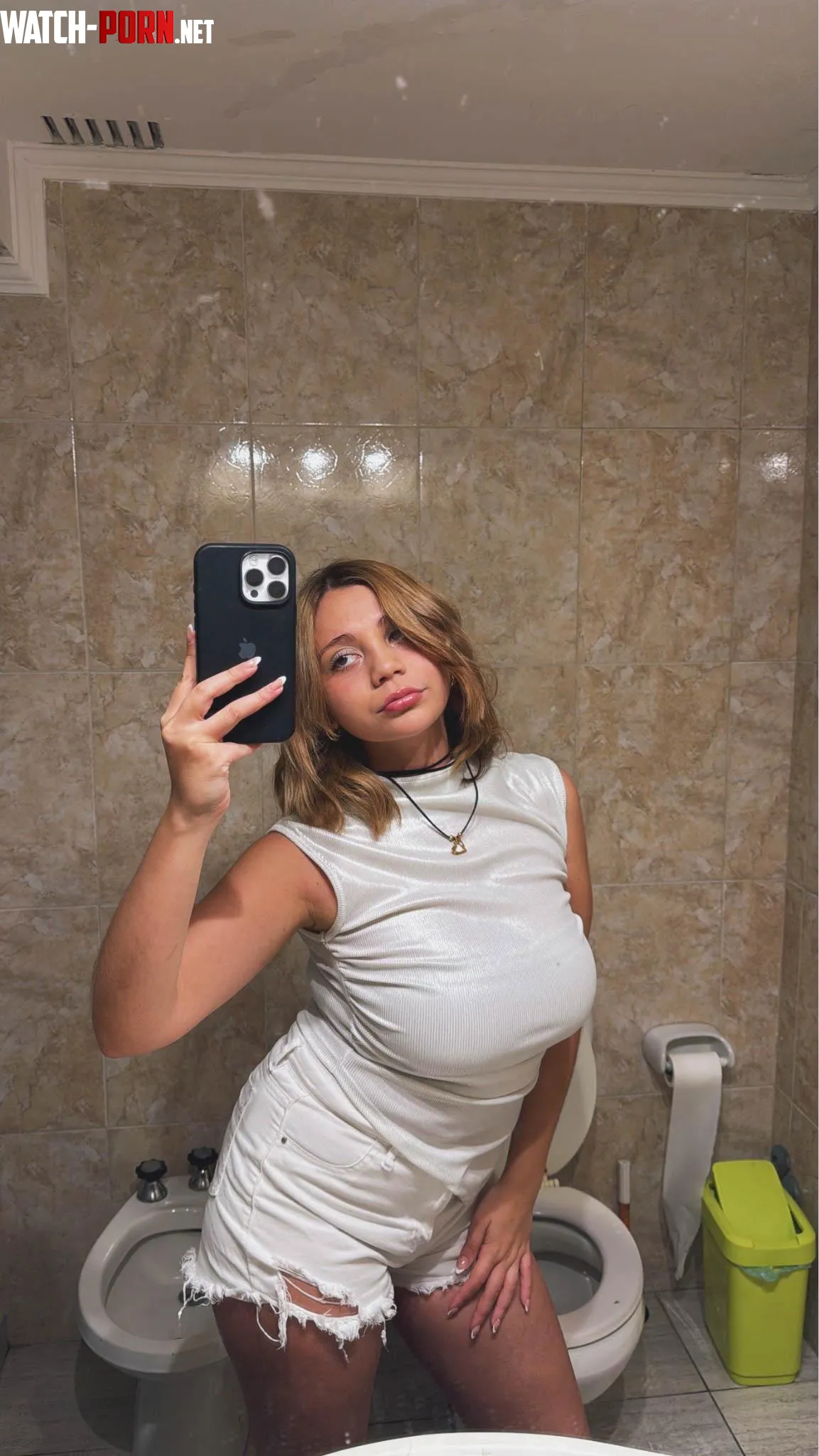 Just naturally sexy without showing any nudes by Small-Potato451