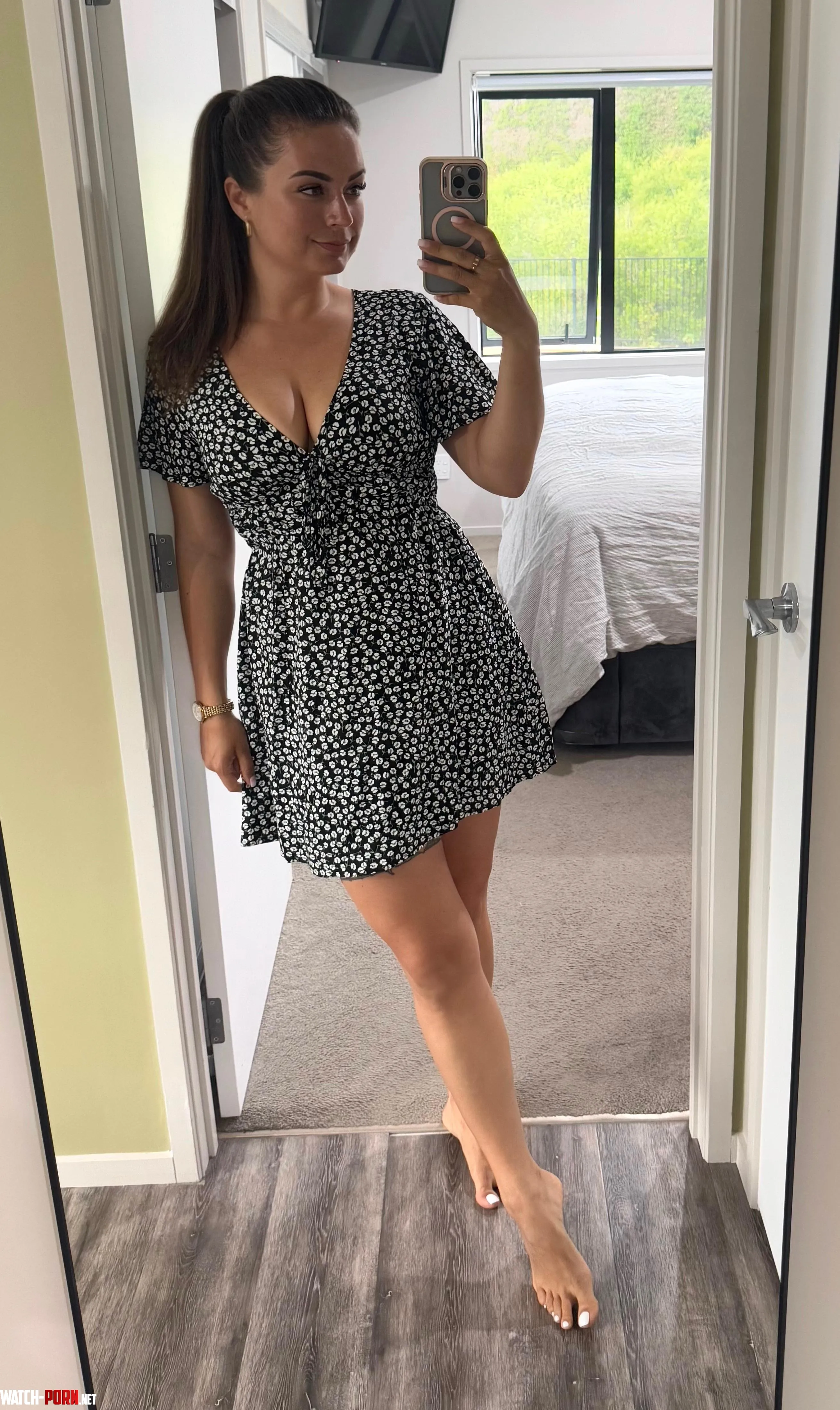 Are men still into sundresses?☺️ by stacie-summers