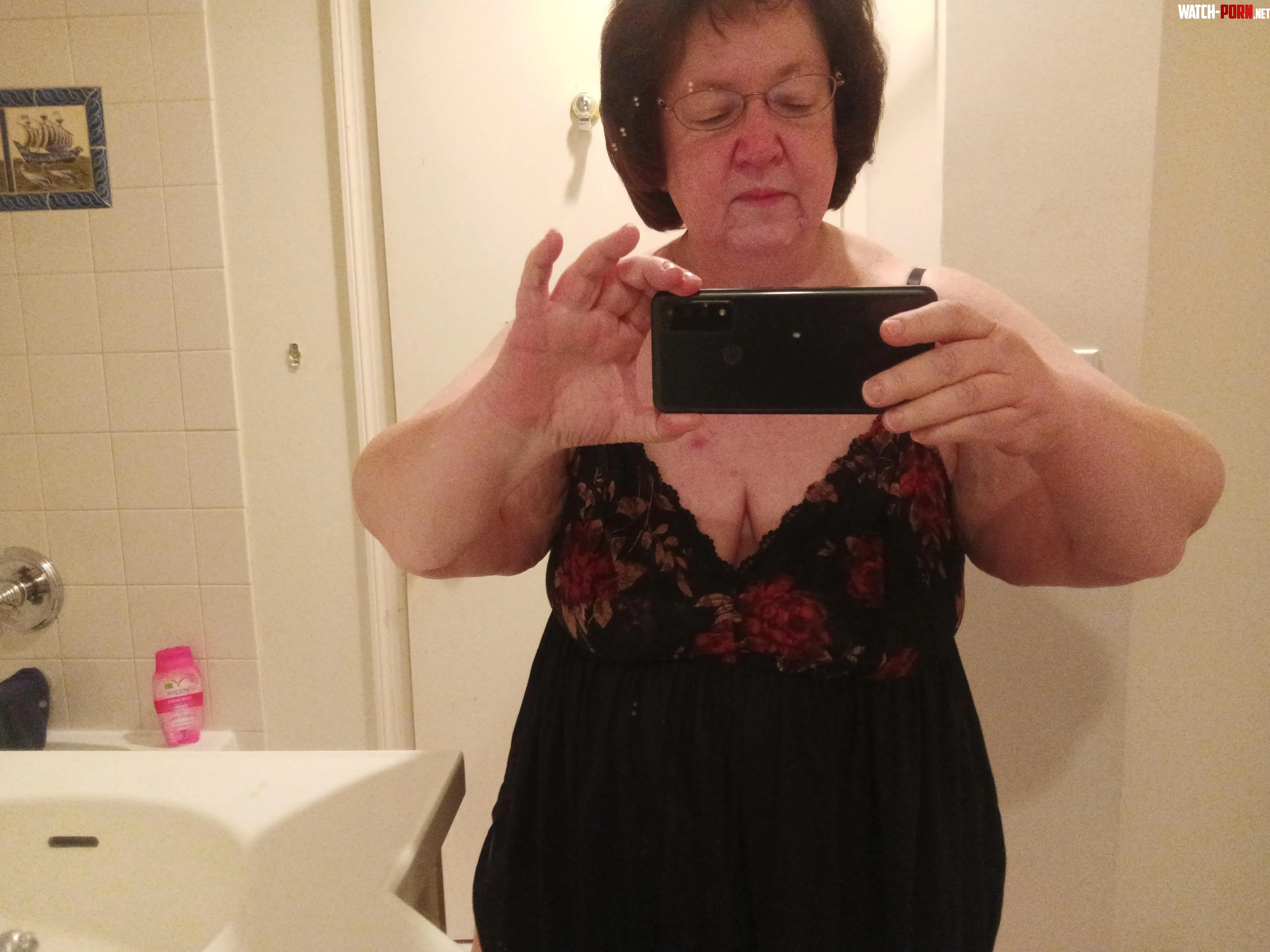 New nightgown by moheagirl