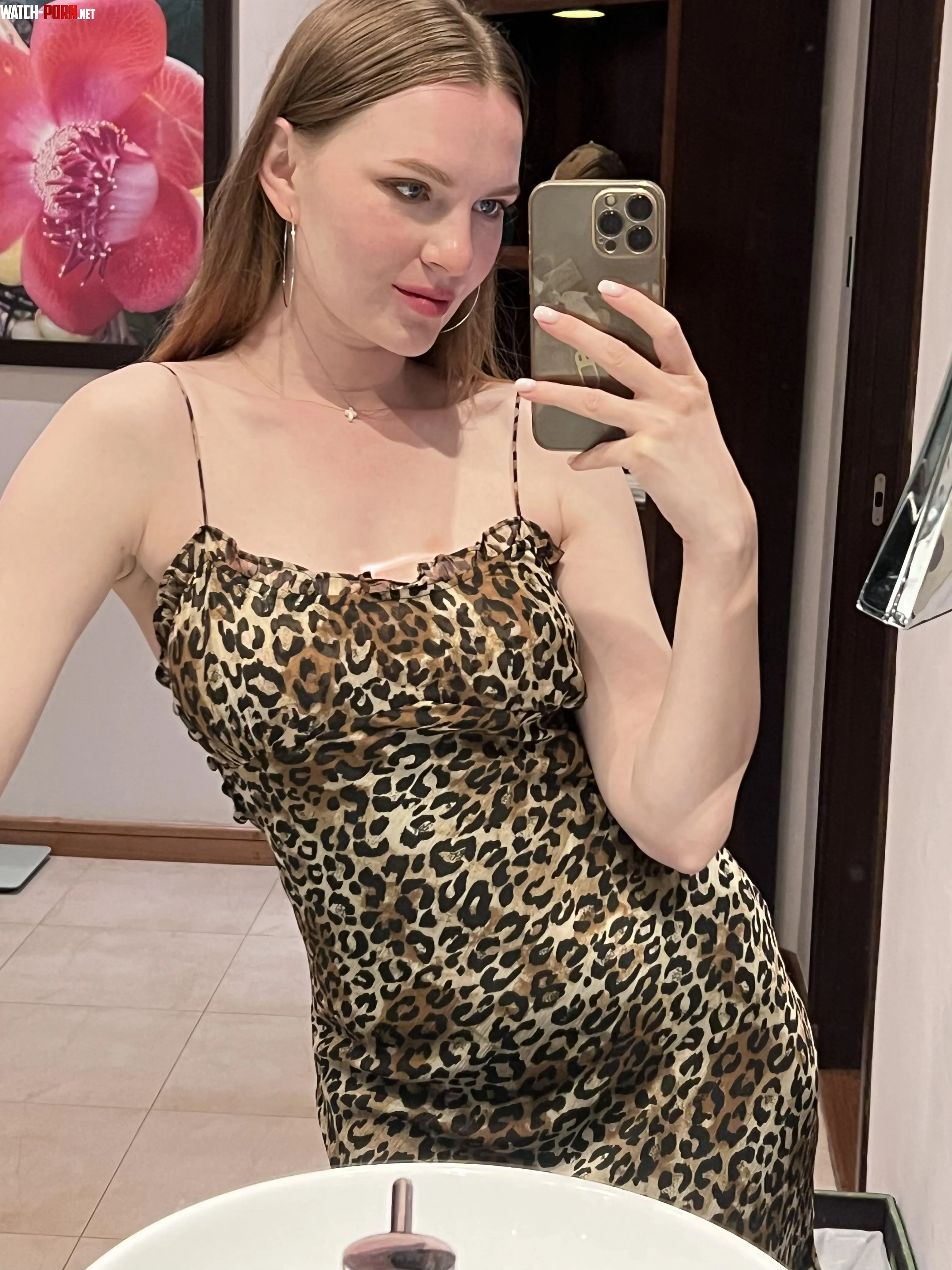 I am the queen in the leopard by lore_vale